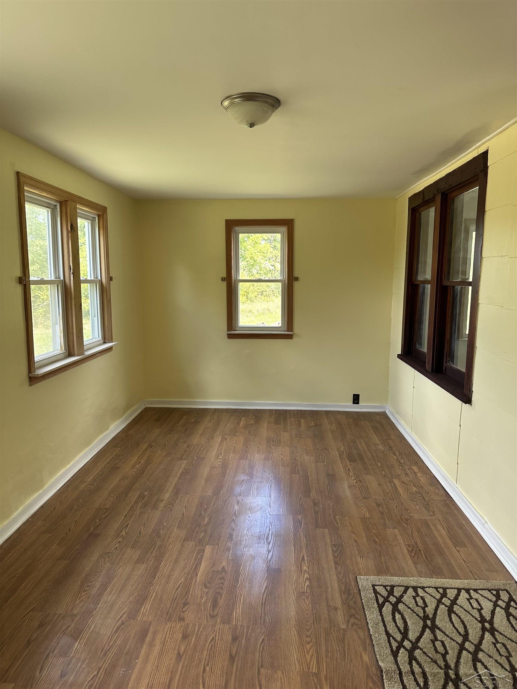 5665 East Road, Saginaw, MI, 48601