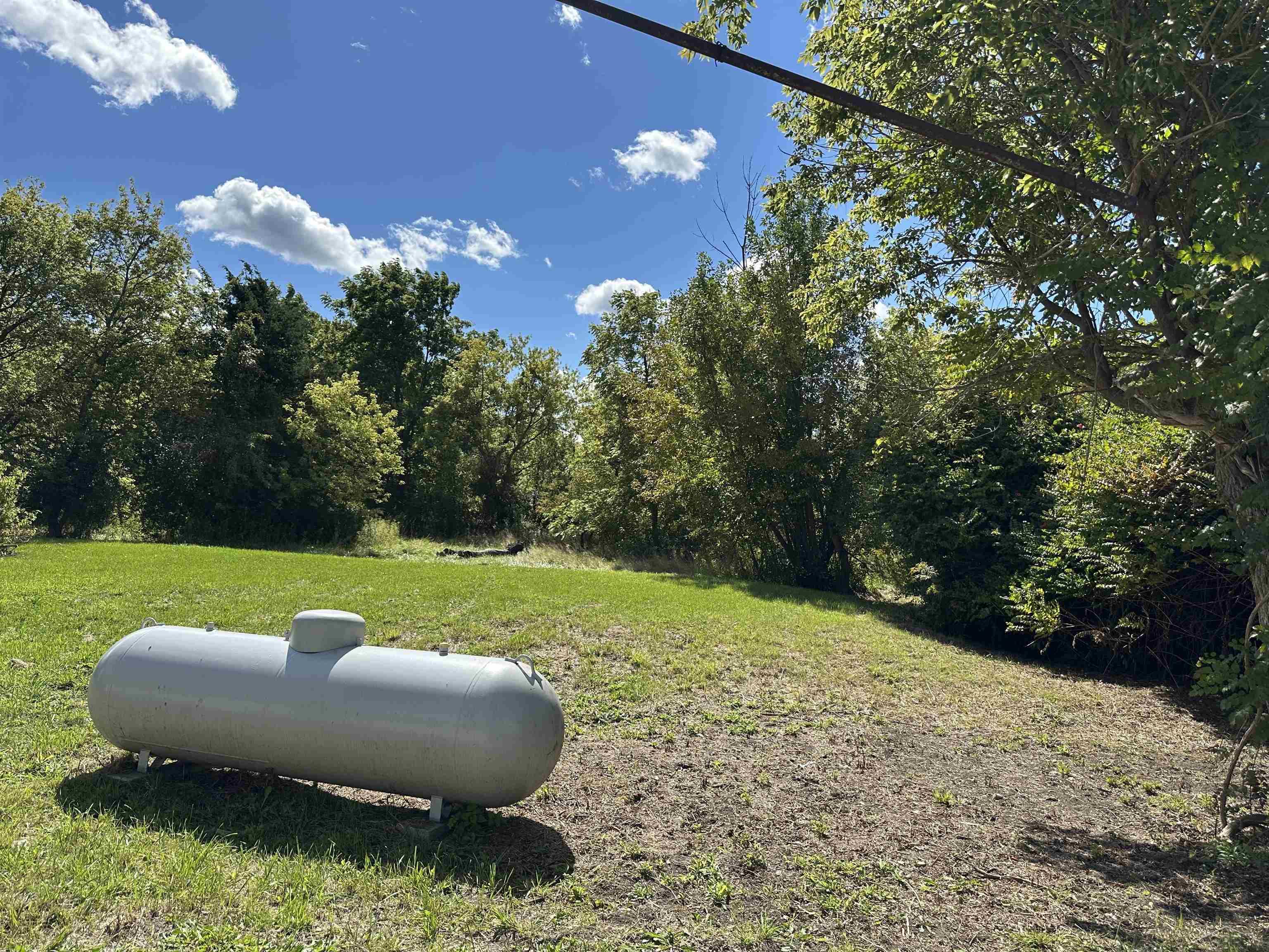 5665 East Road, Saginaw, MI, 48601