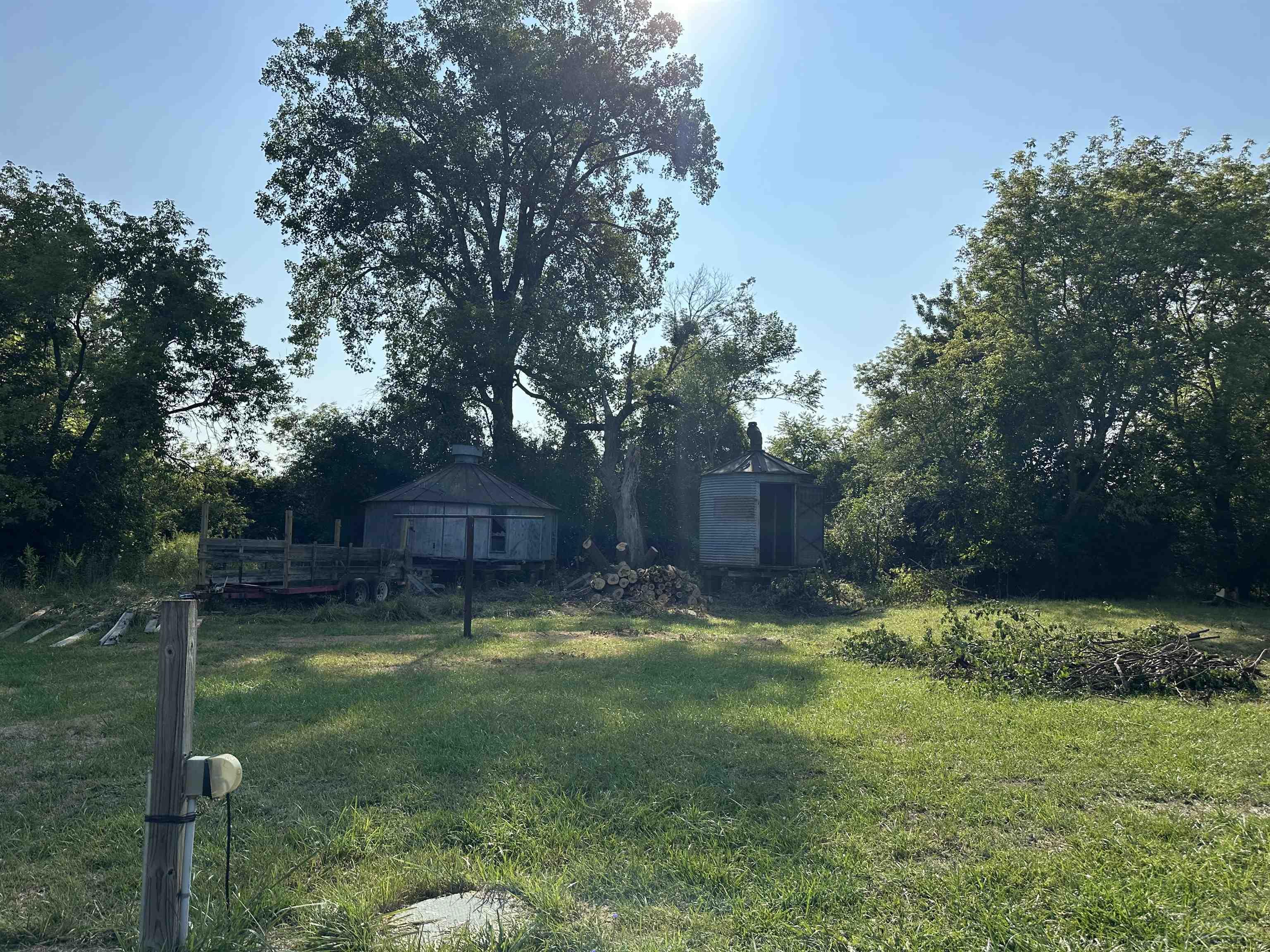 5665 East Road, Saginaw, MI, 48601