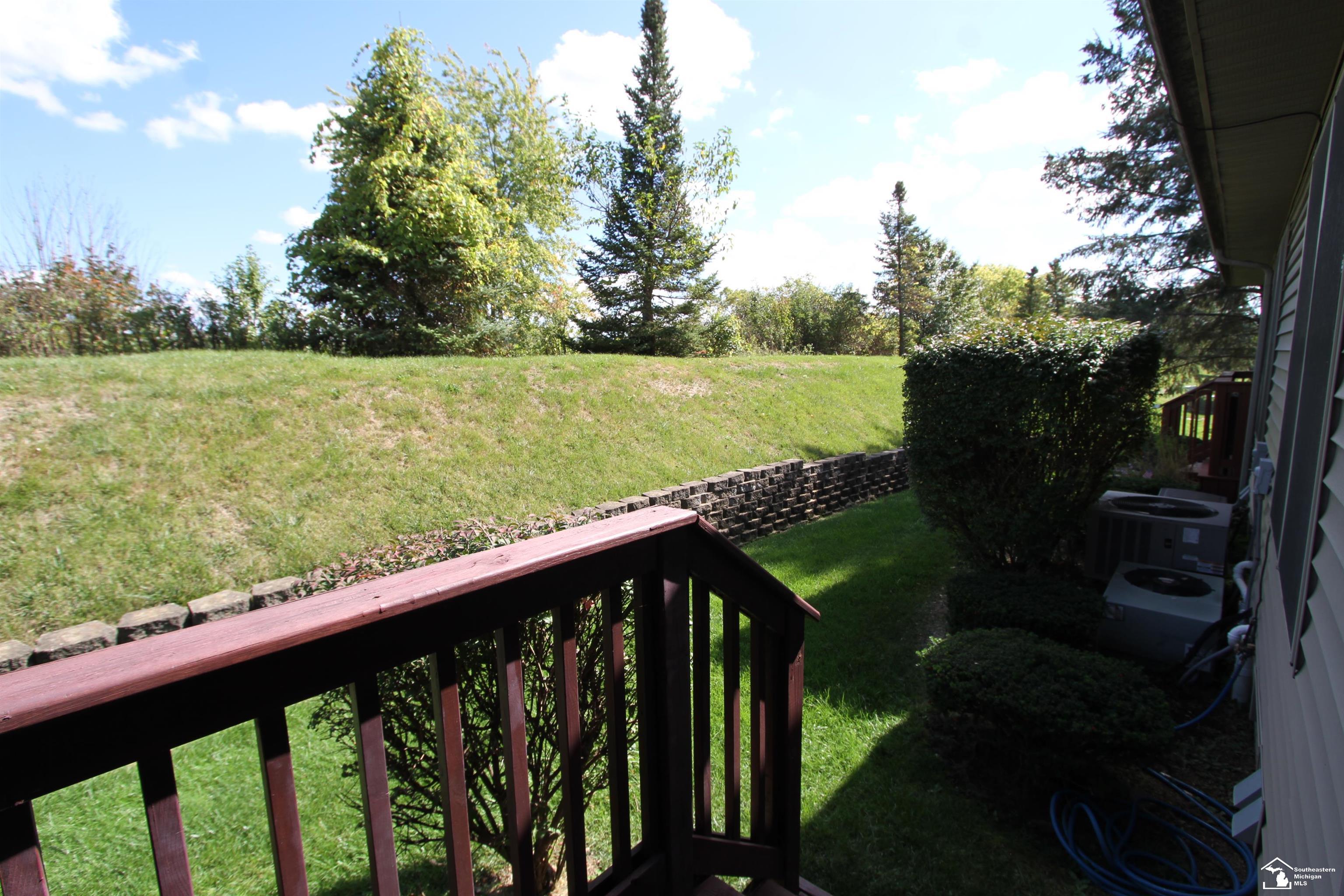 504 Brooks Hollow Court, Dundee, MI, 48131