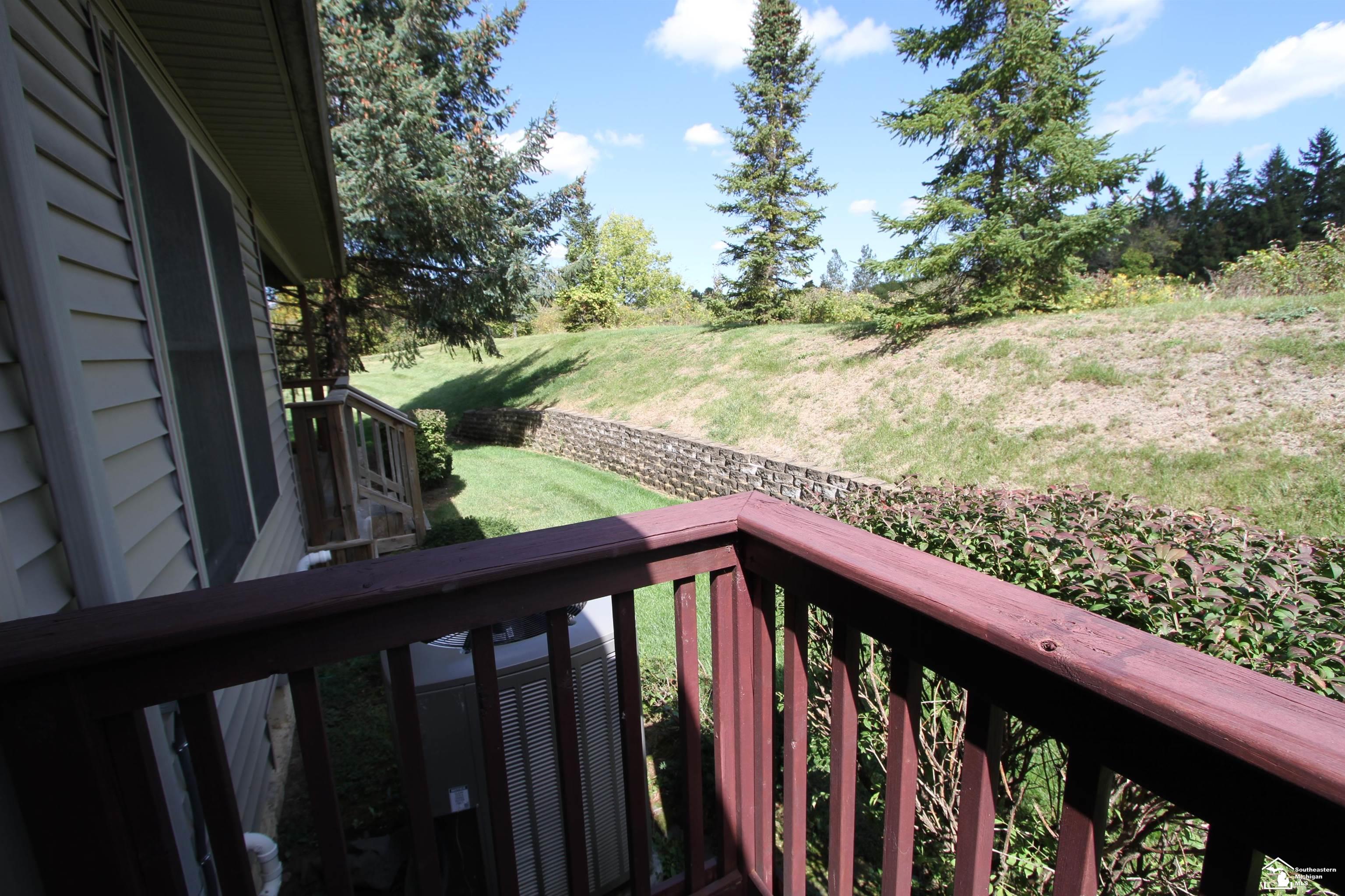 504 Brooks Hollow Court, Dundee, MI, 48131