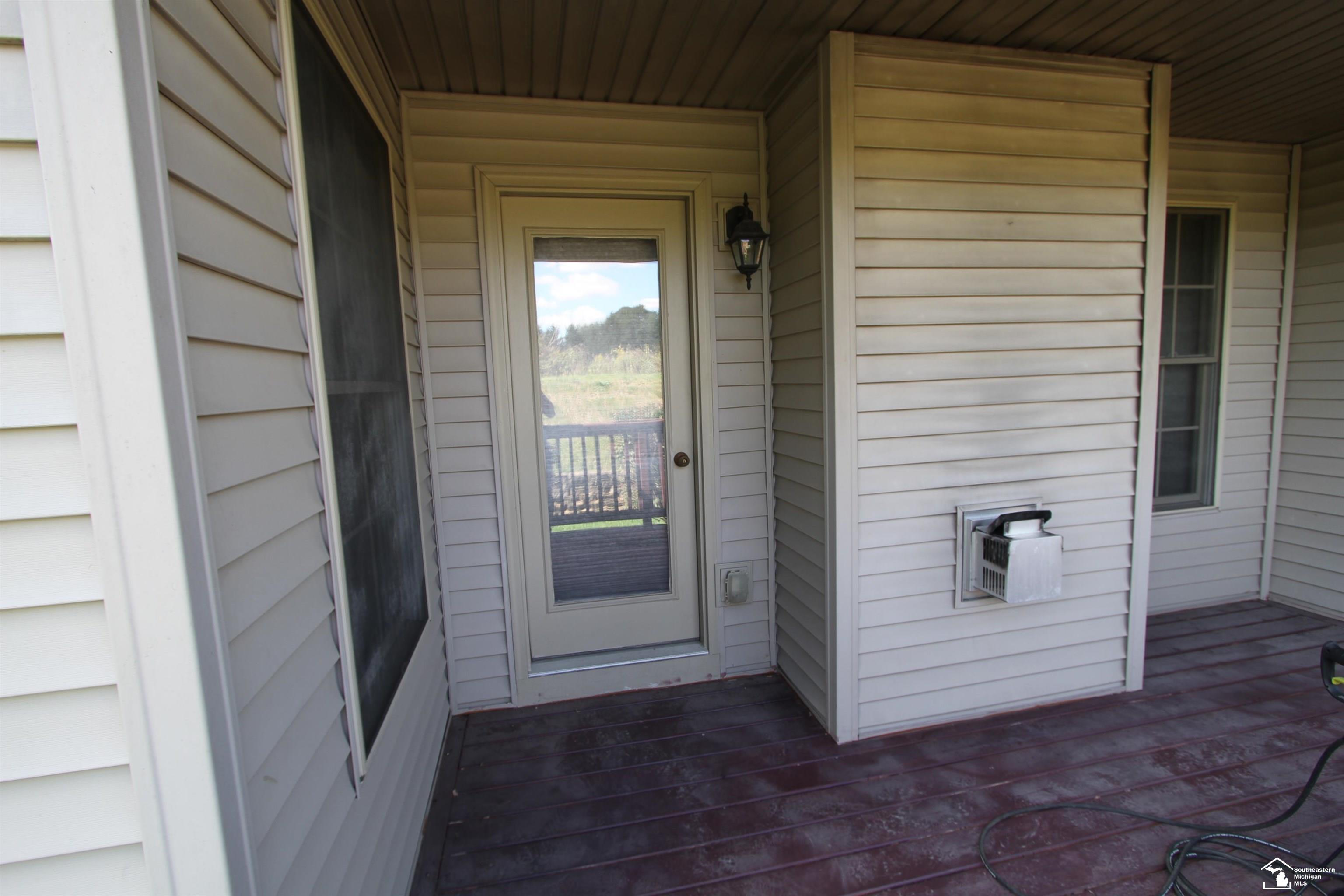 504 Brooks Hollow Court, Dundee, MI, 48131