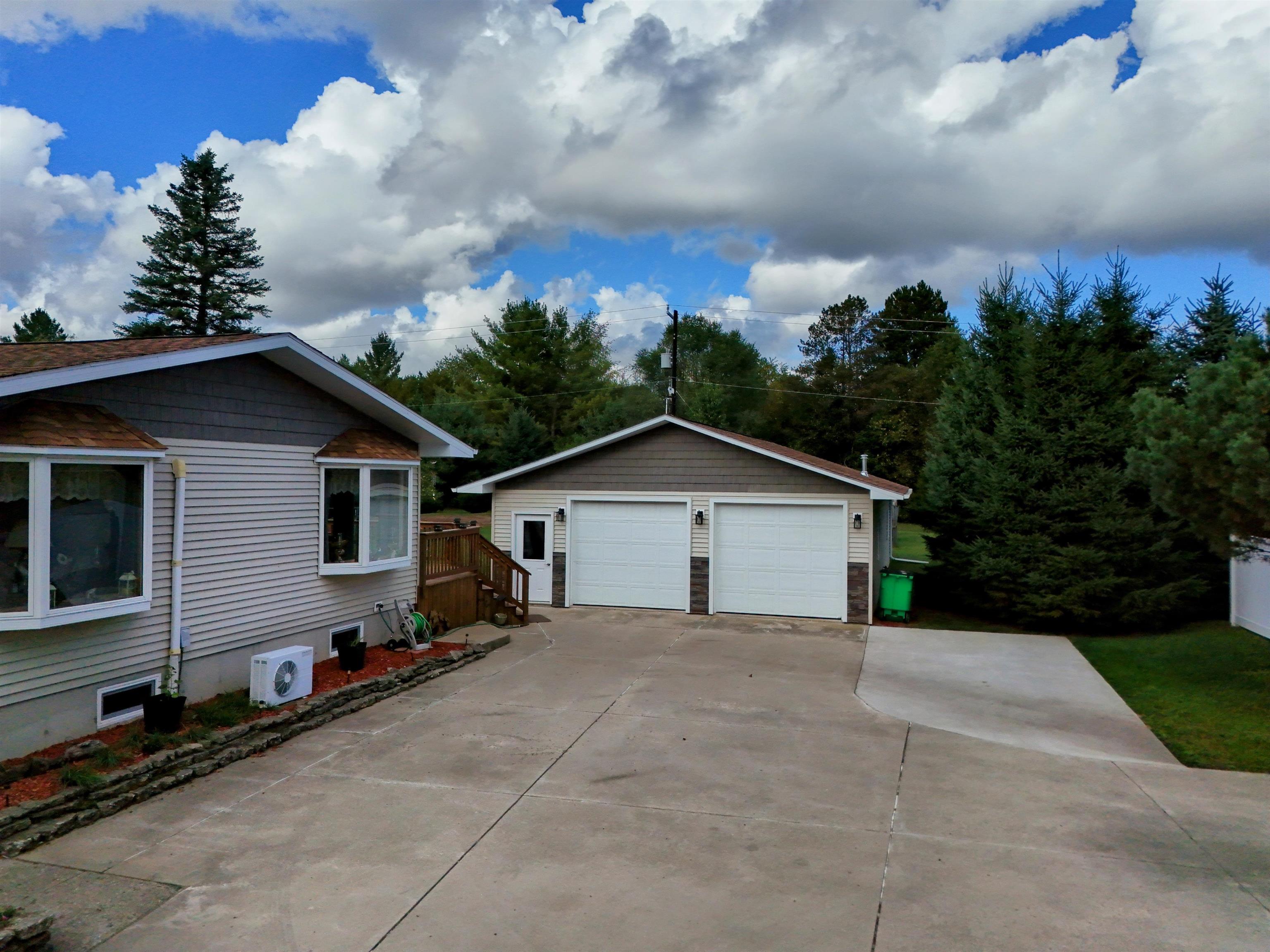 2031 E Dayton, Caro, MI, 48723