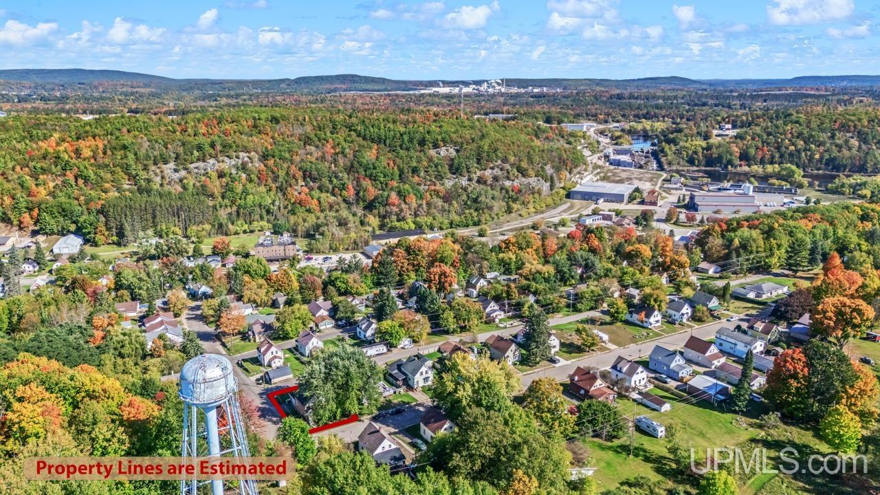 Homes for sale in Niagara C Wi, WI | 1001 Forest St, Niagara C Wi, WI 54151 | MLS# 50190607