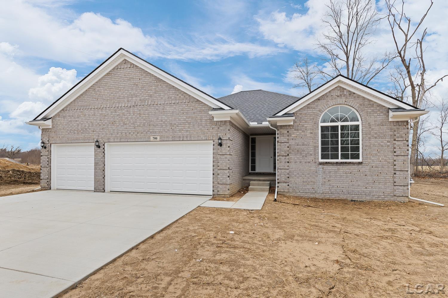 799 War Bonnet Drive, Tecumseh, MI, 49286