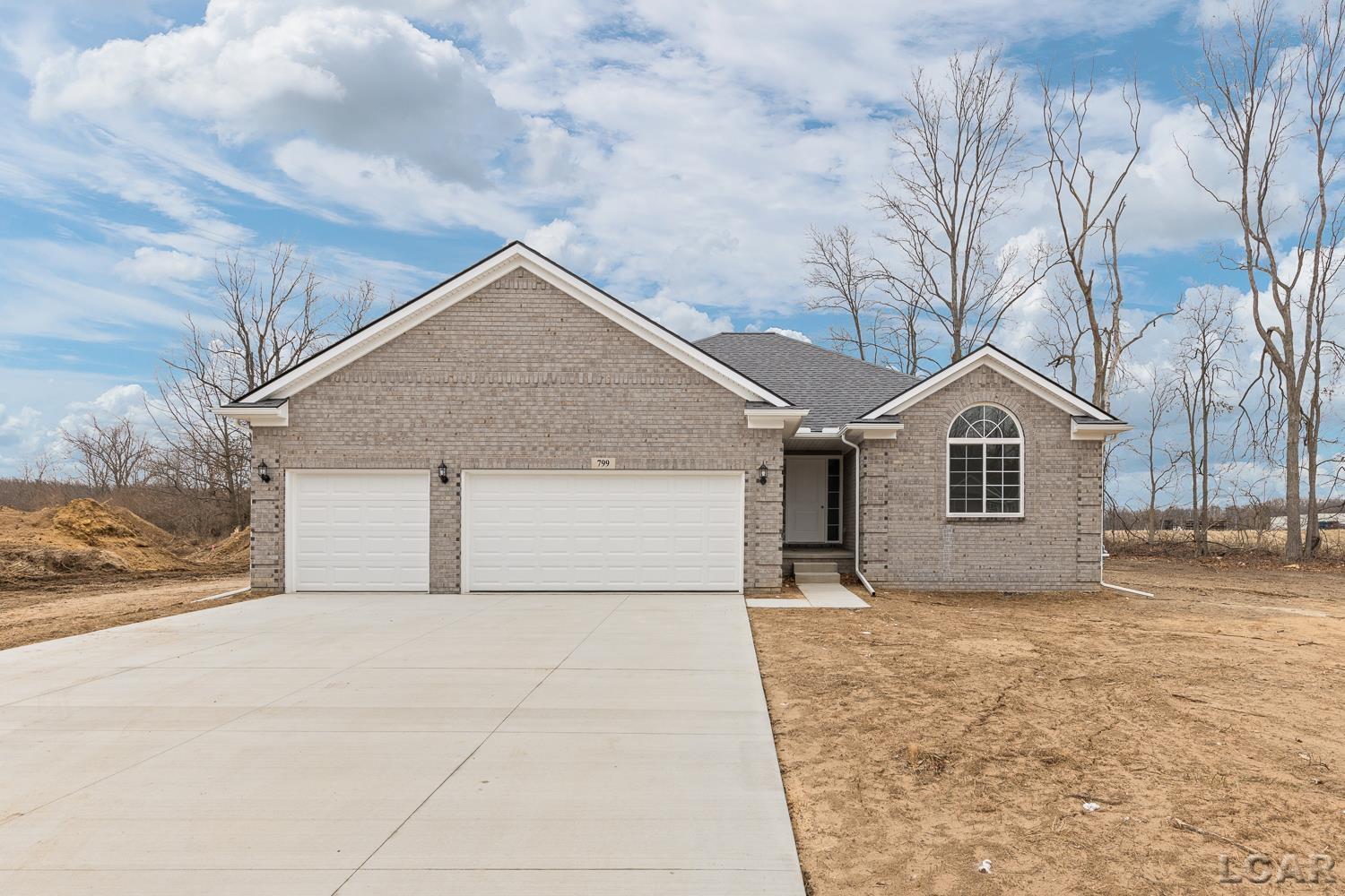 799 War Bonnet Drive, Tecumseh, MI, 49286