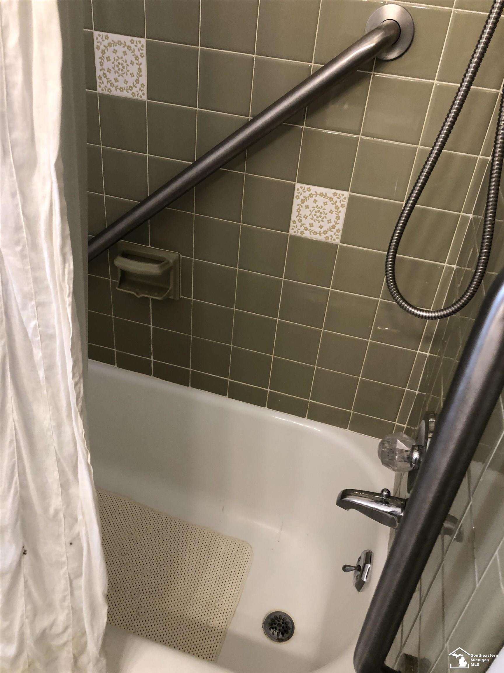 Allen Park, MI, 48101