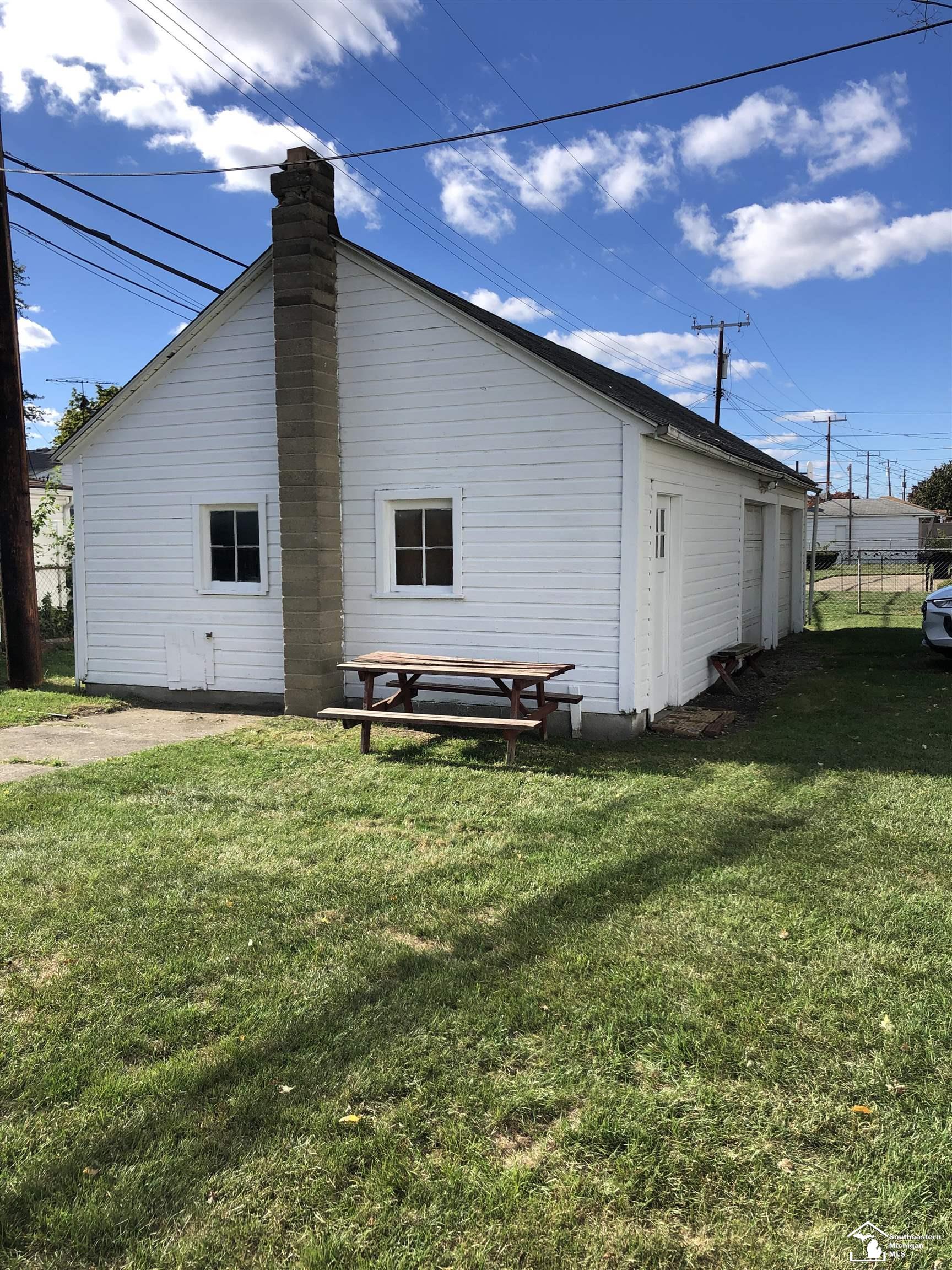 Allen Park, MI, 48101