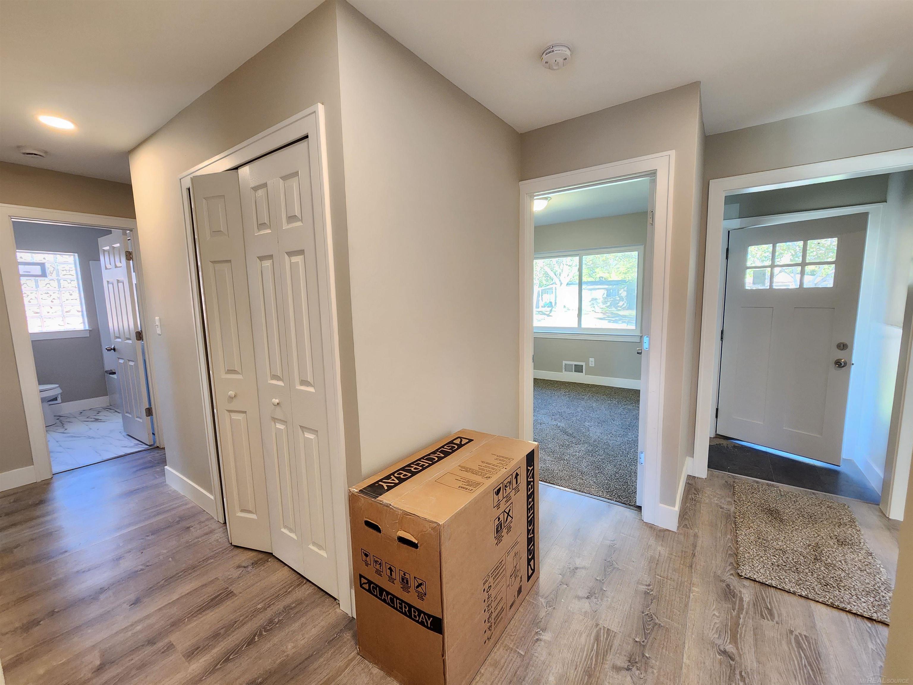 15121 Oak Park Boulevard, Oak Park, MI, 48237