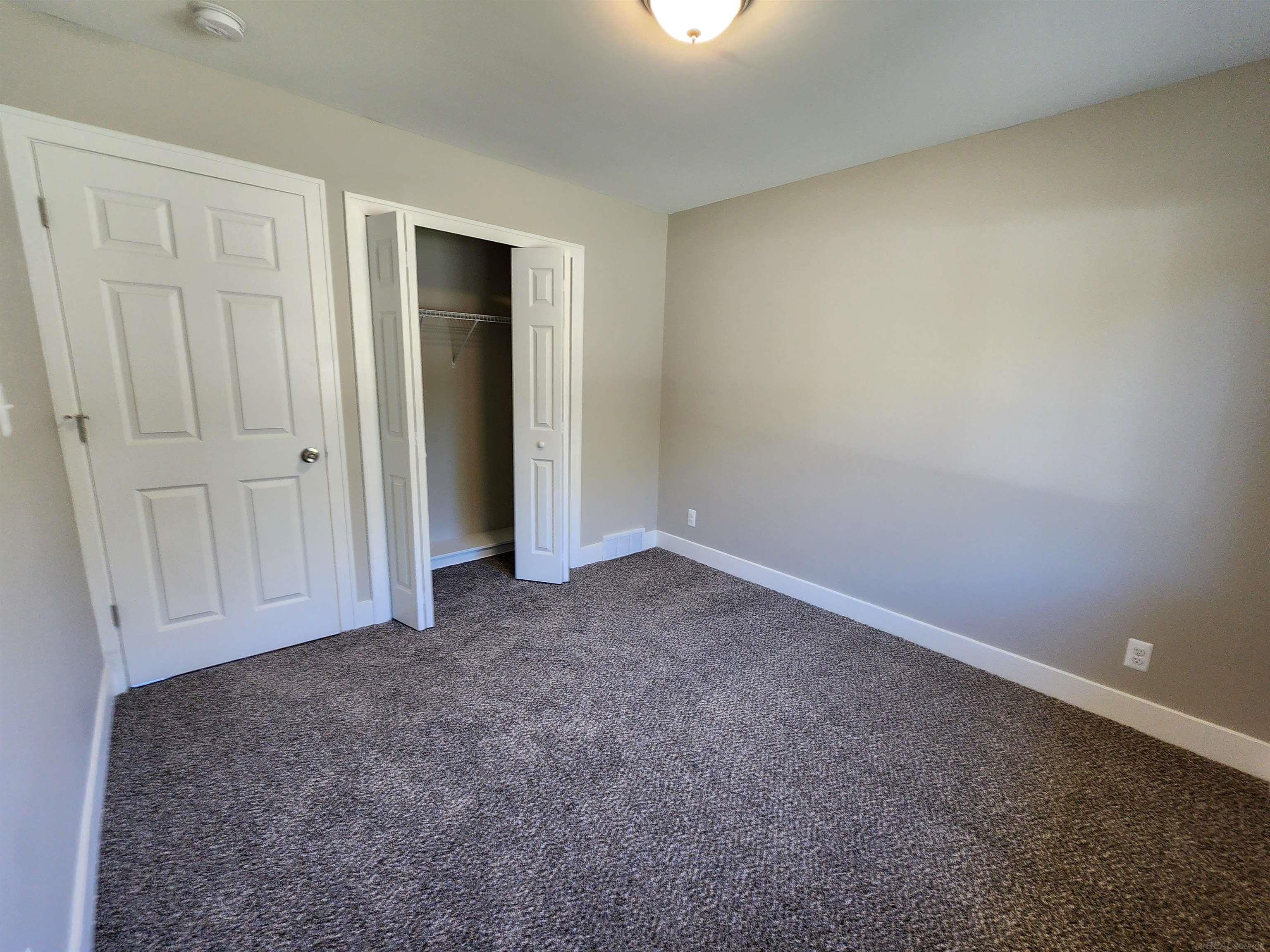 15121 Oak Park Boulevard, Oak Park, MI, 48237