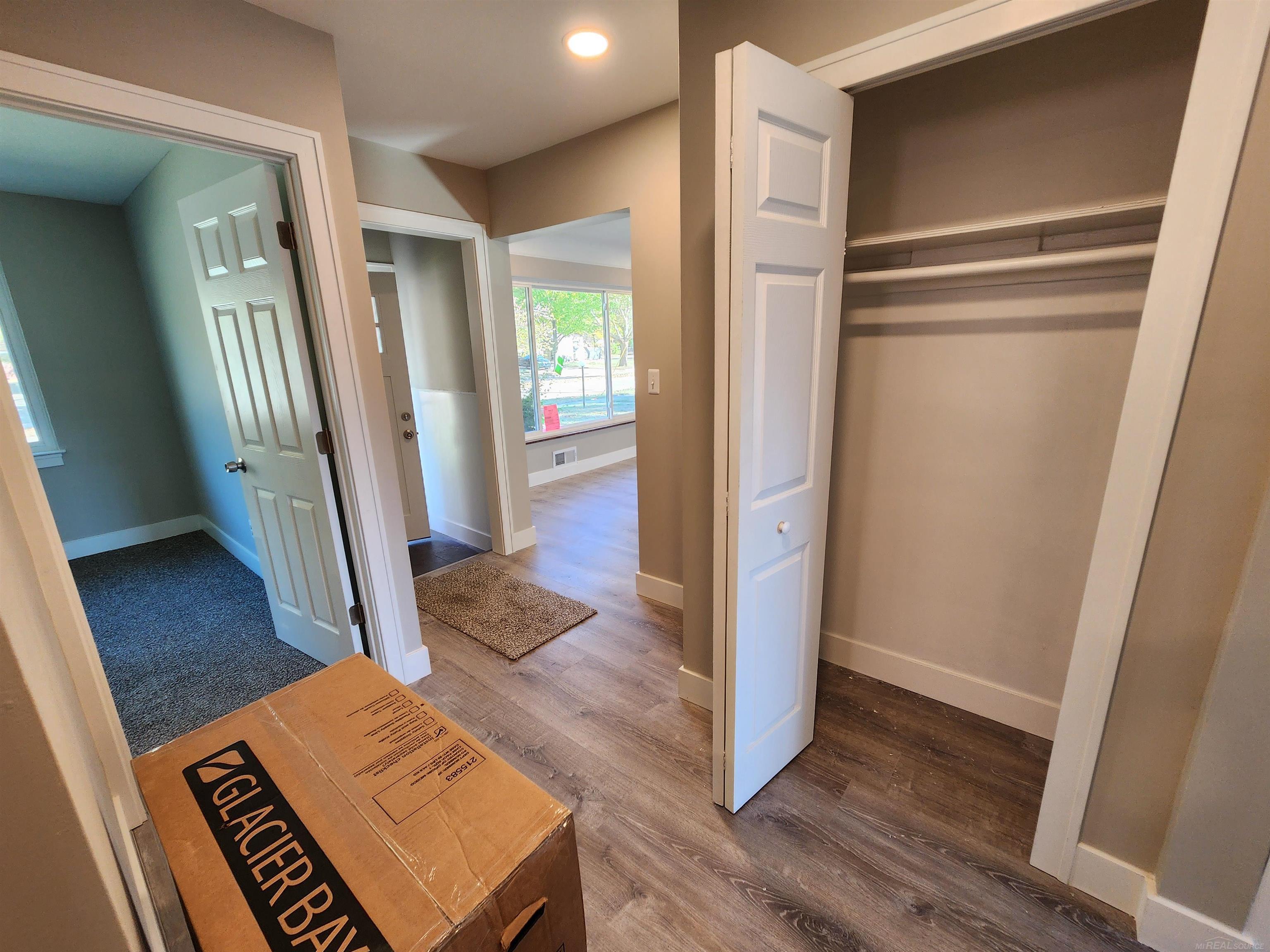 15121 Oak Park Boulevard, Oak Park, MI, 48237