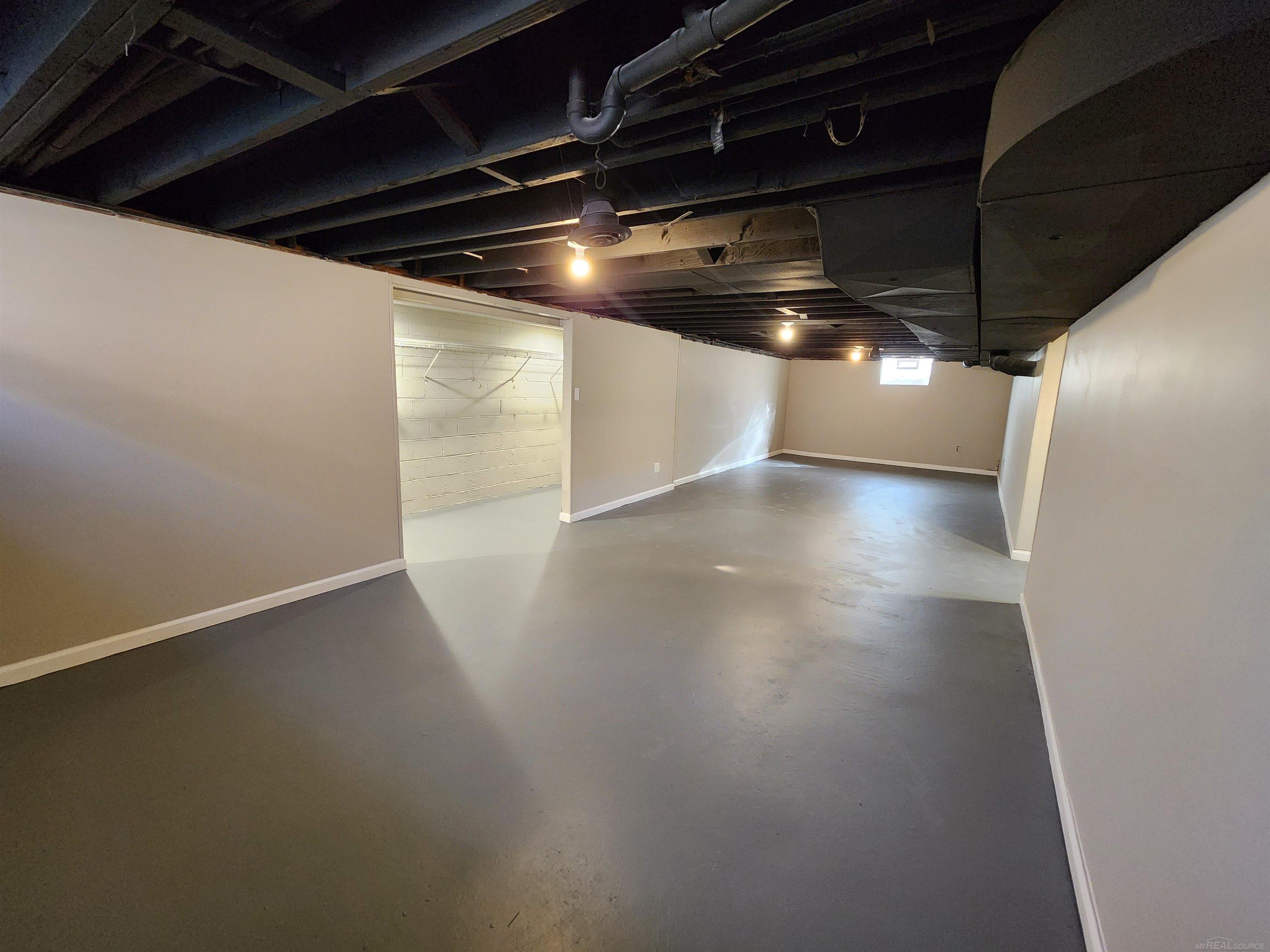 15121 Oak Park Boulevard, Oak Park, MI, 48237