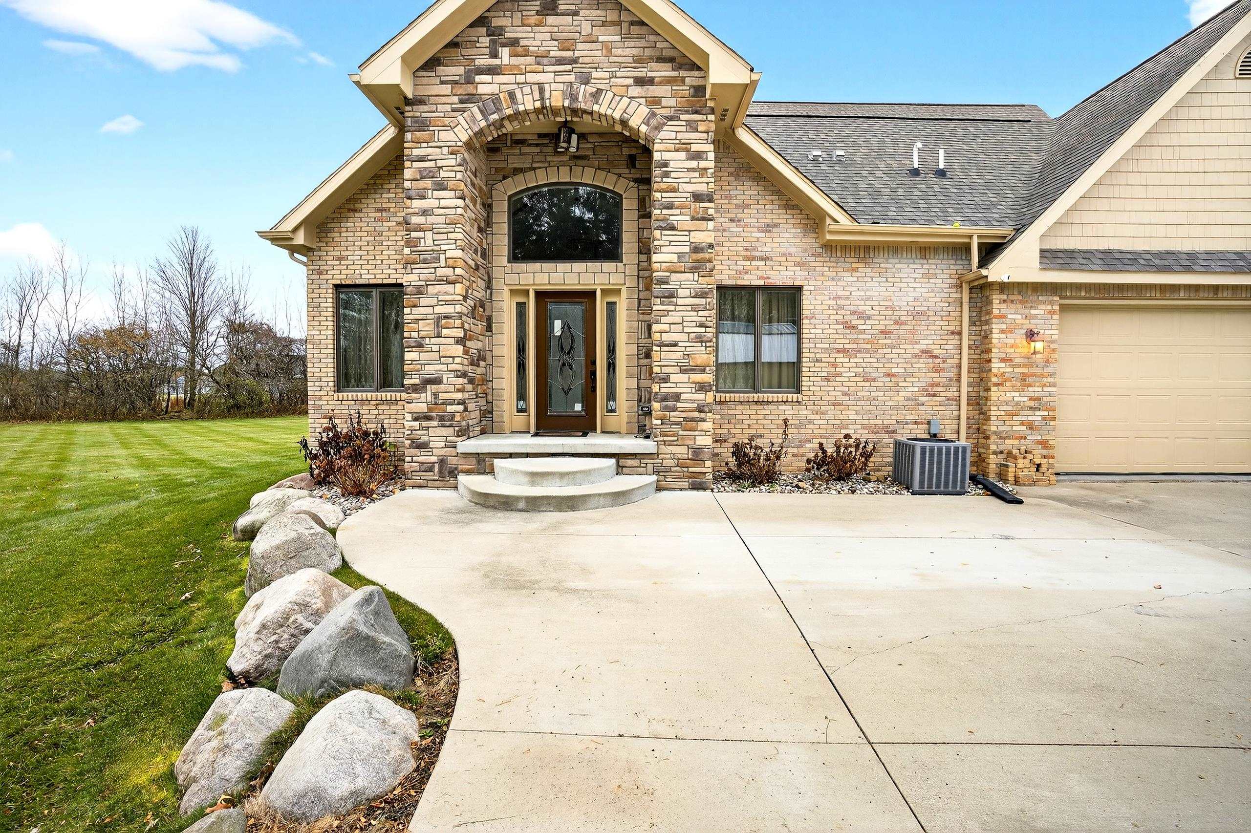 2366 Lost Creek, Clayton Twp, MI 48433 Photo