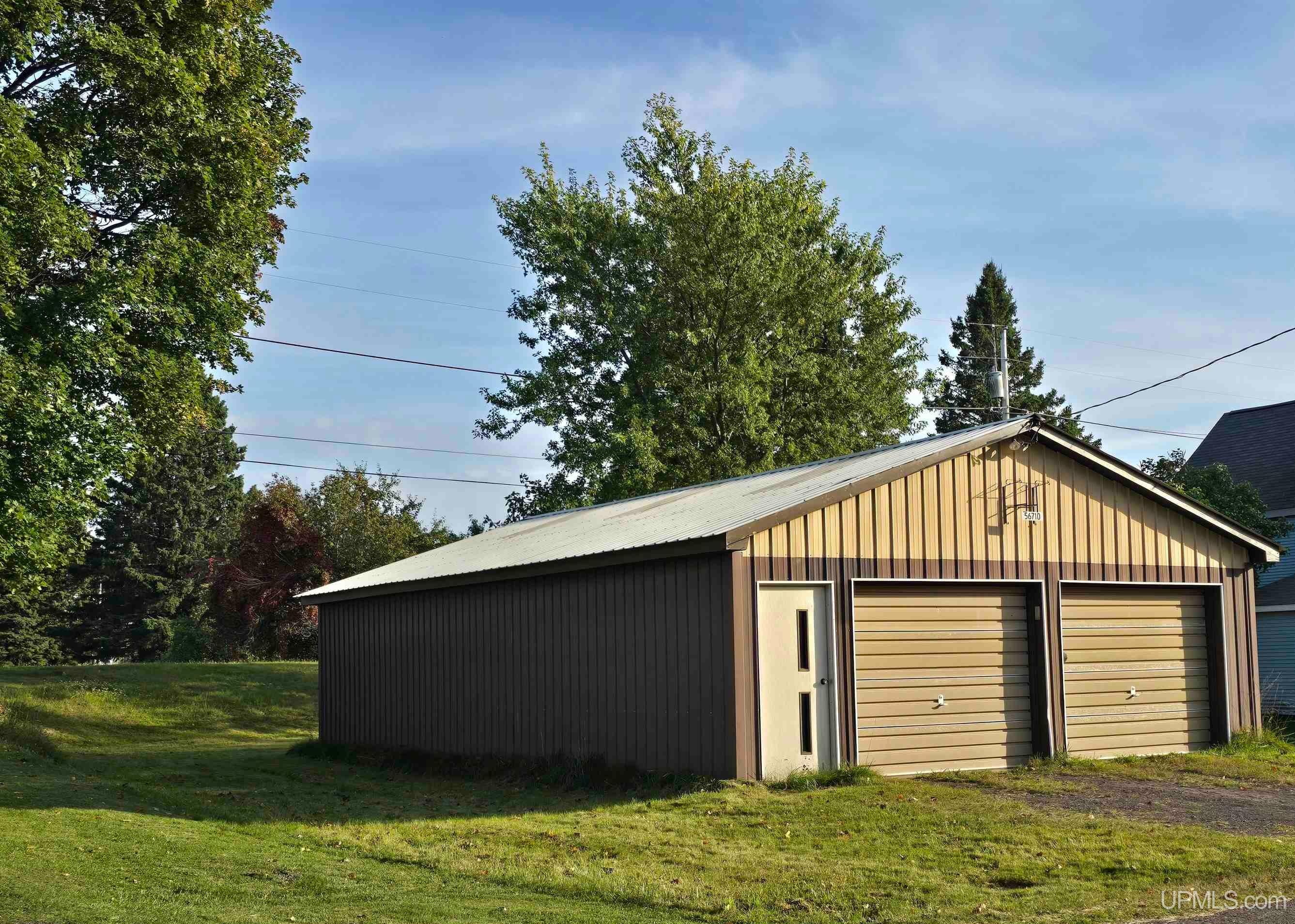 56711 Hecla Street, Calumet, MI, 49913