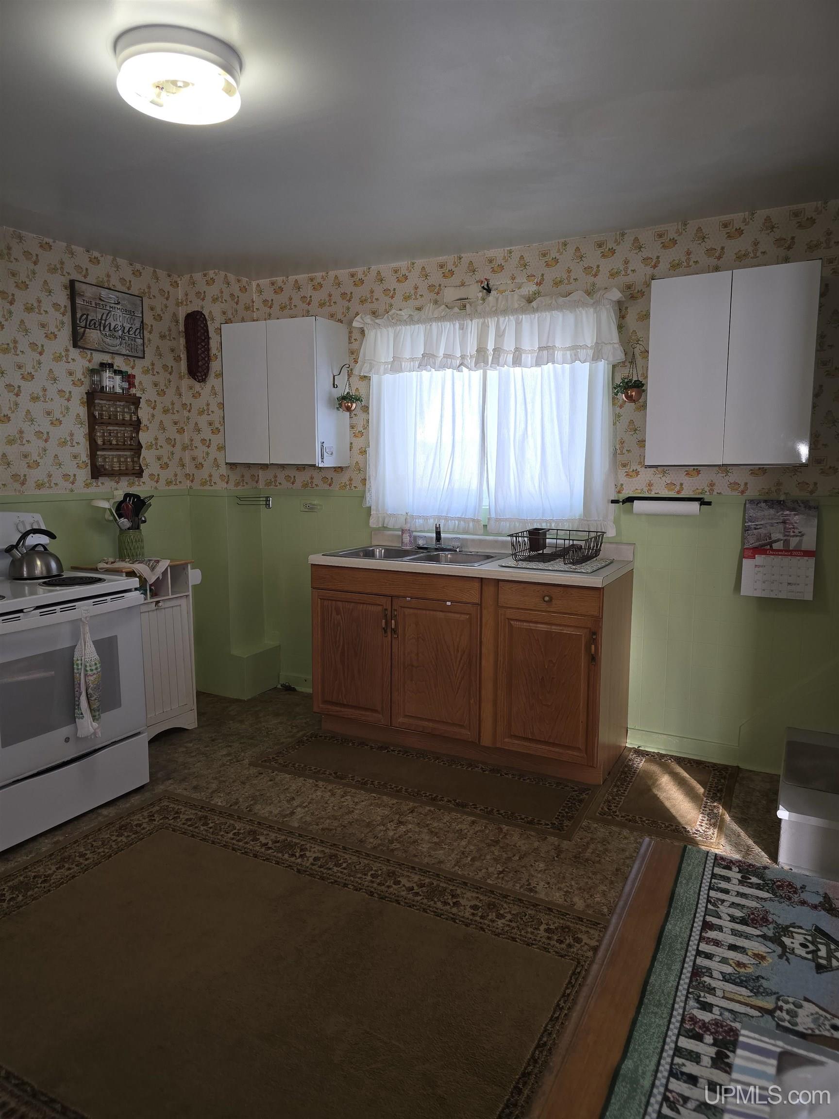 56711 Hecla Street, Calumet, MI, 49913