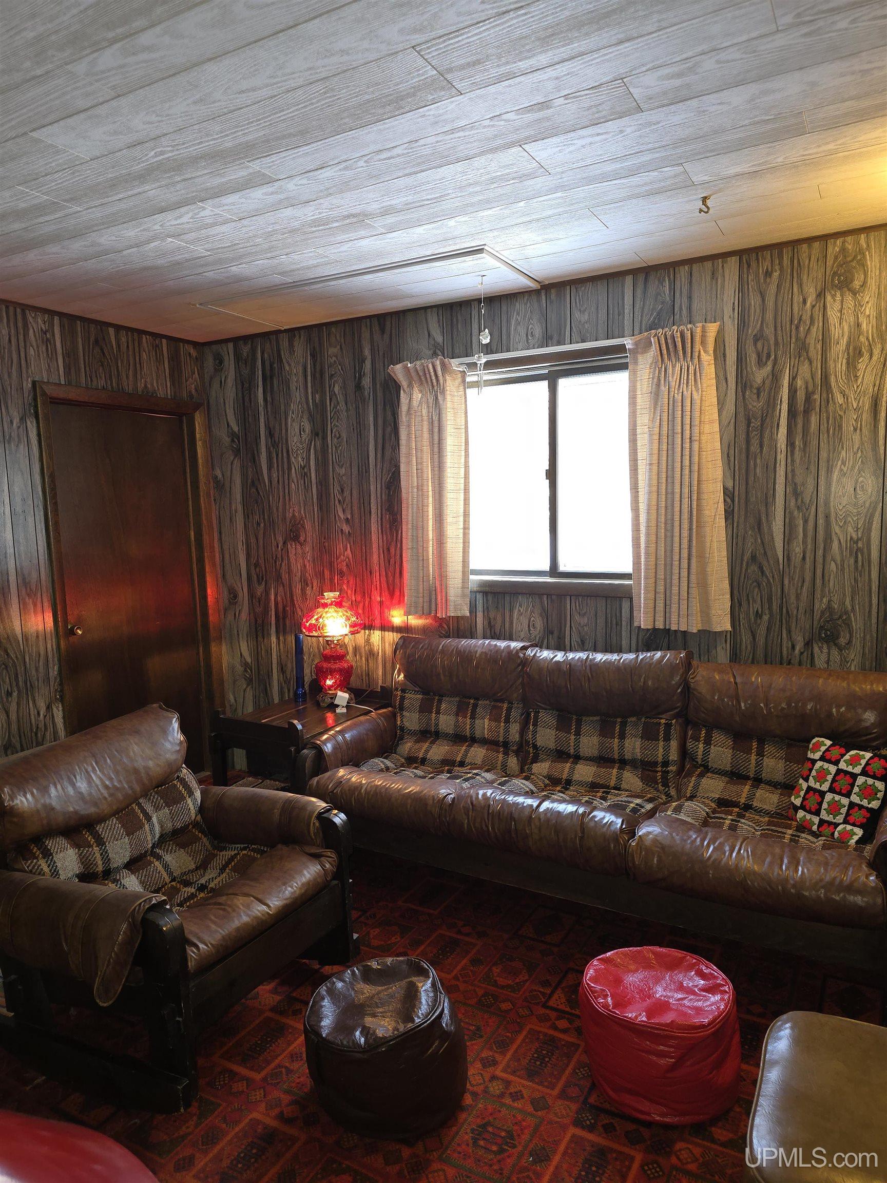 56711 Hecla Street, Calumet, MI, 49913