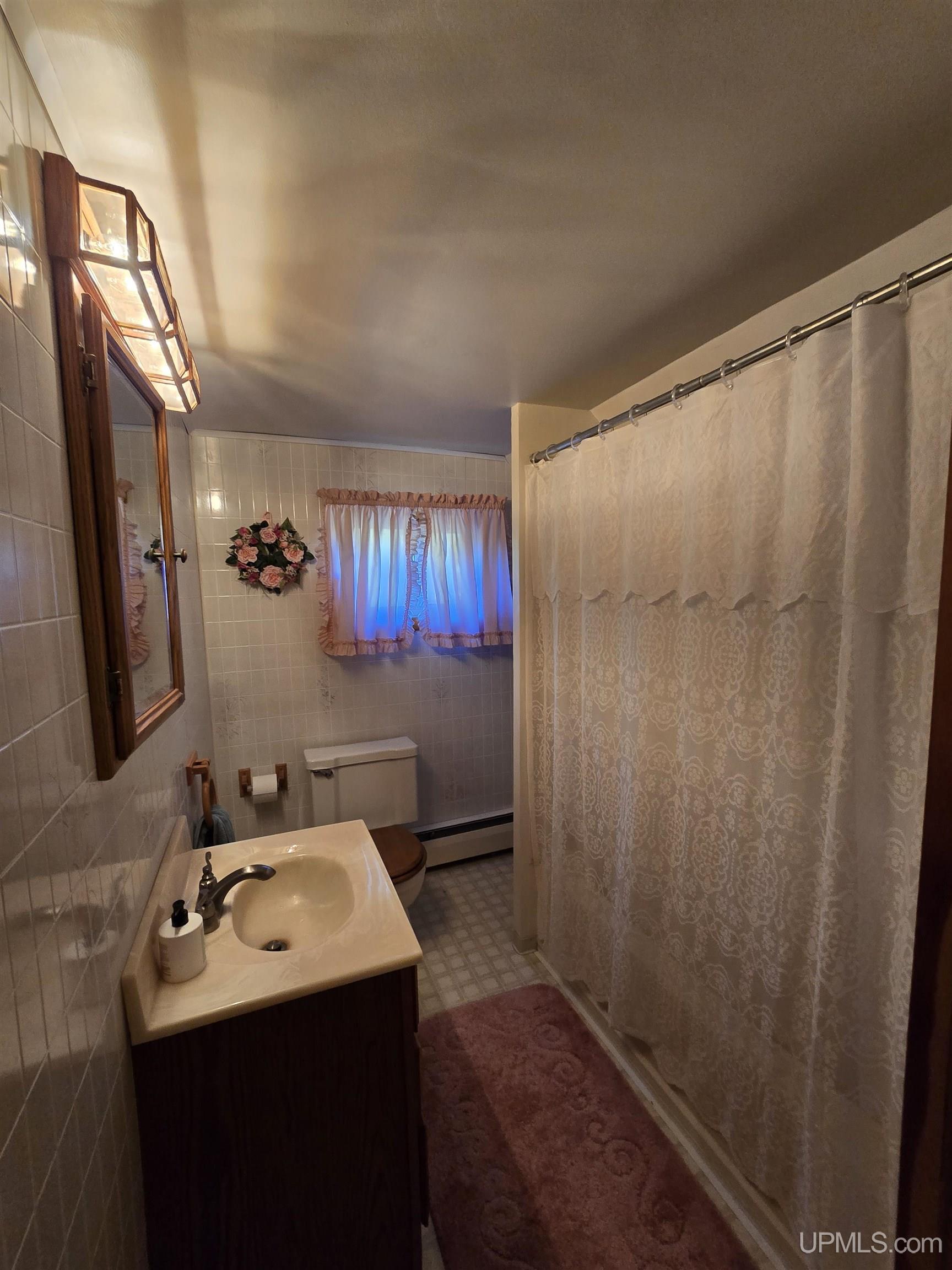 56711 Hecla Street, Calumet, MI, 49913