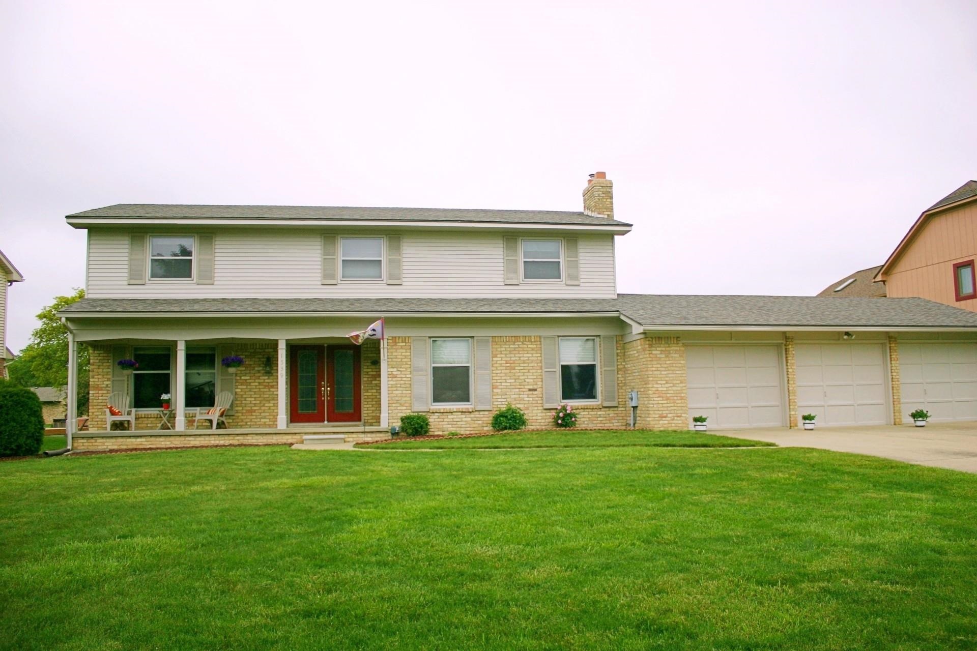 Grand Blanc, MI, 48439