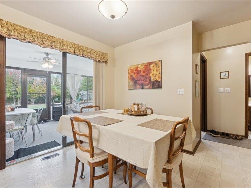 Grand Blanc, MI, 48439