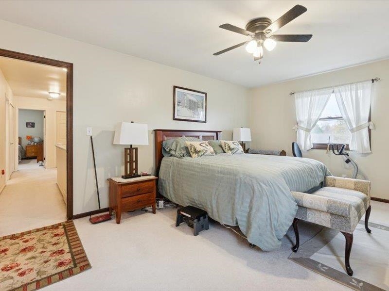 Grand Blanc, MI, 48439