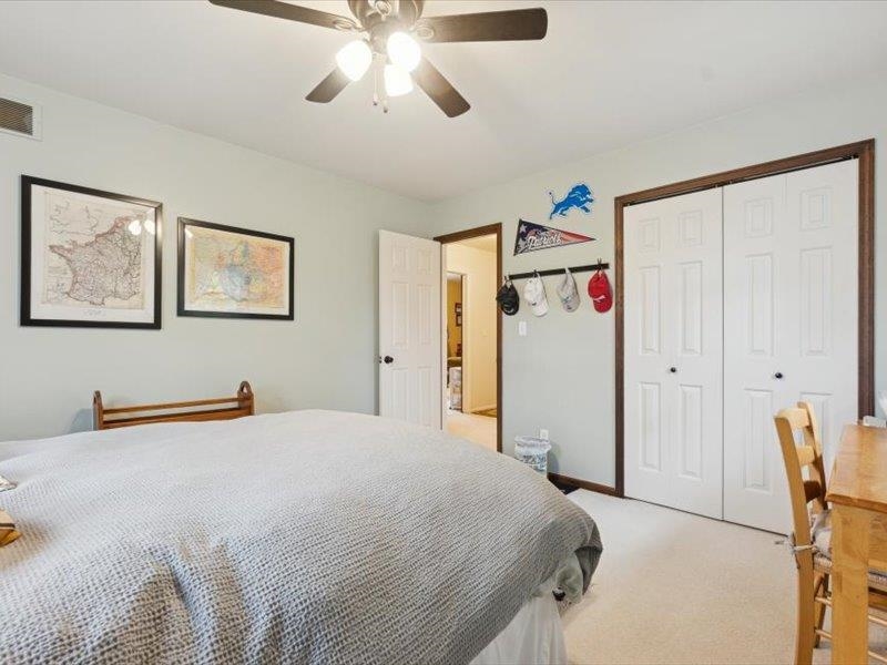 Grand Blanc, MI, 48439