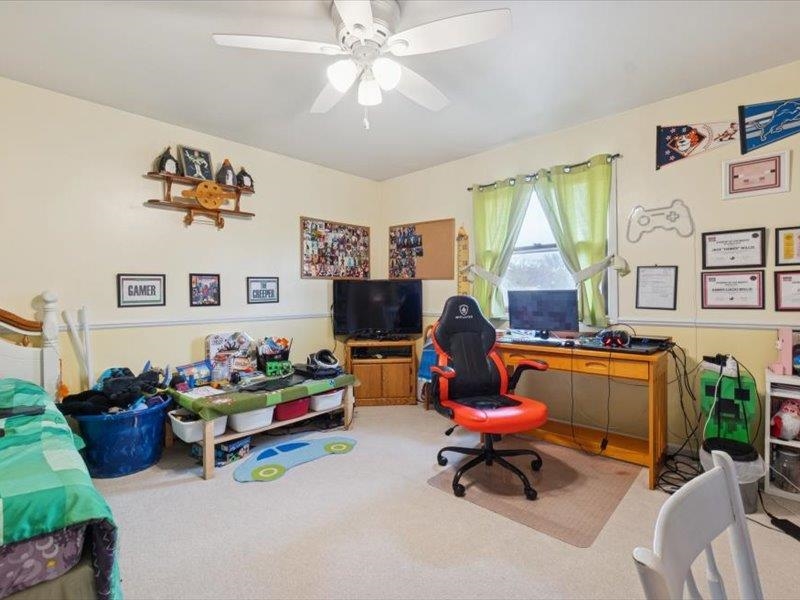 Grand Blanc, MI, 48439