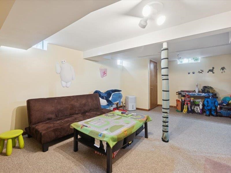 Grand Blanc, MI, 48439