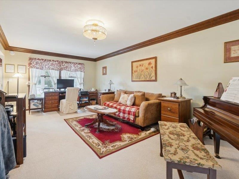 Grand Blanc, MI, 48439