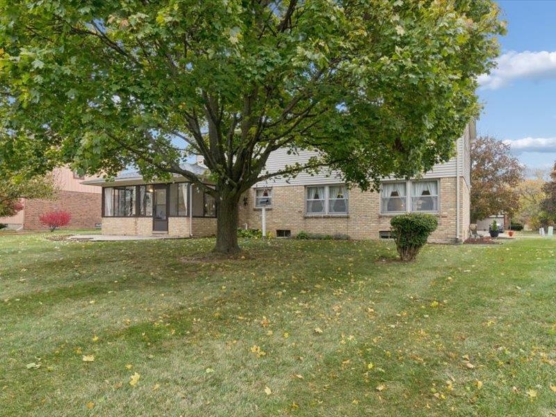 Grand Blanc, MI, 48439