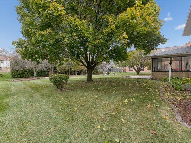 Grand Blanc, MI, 48439