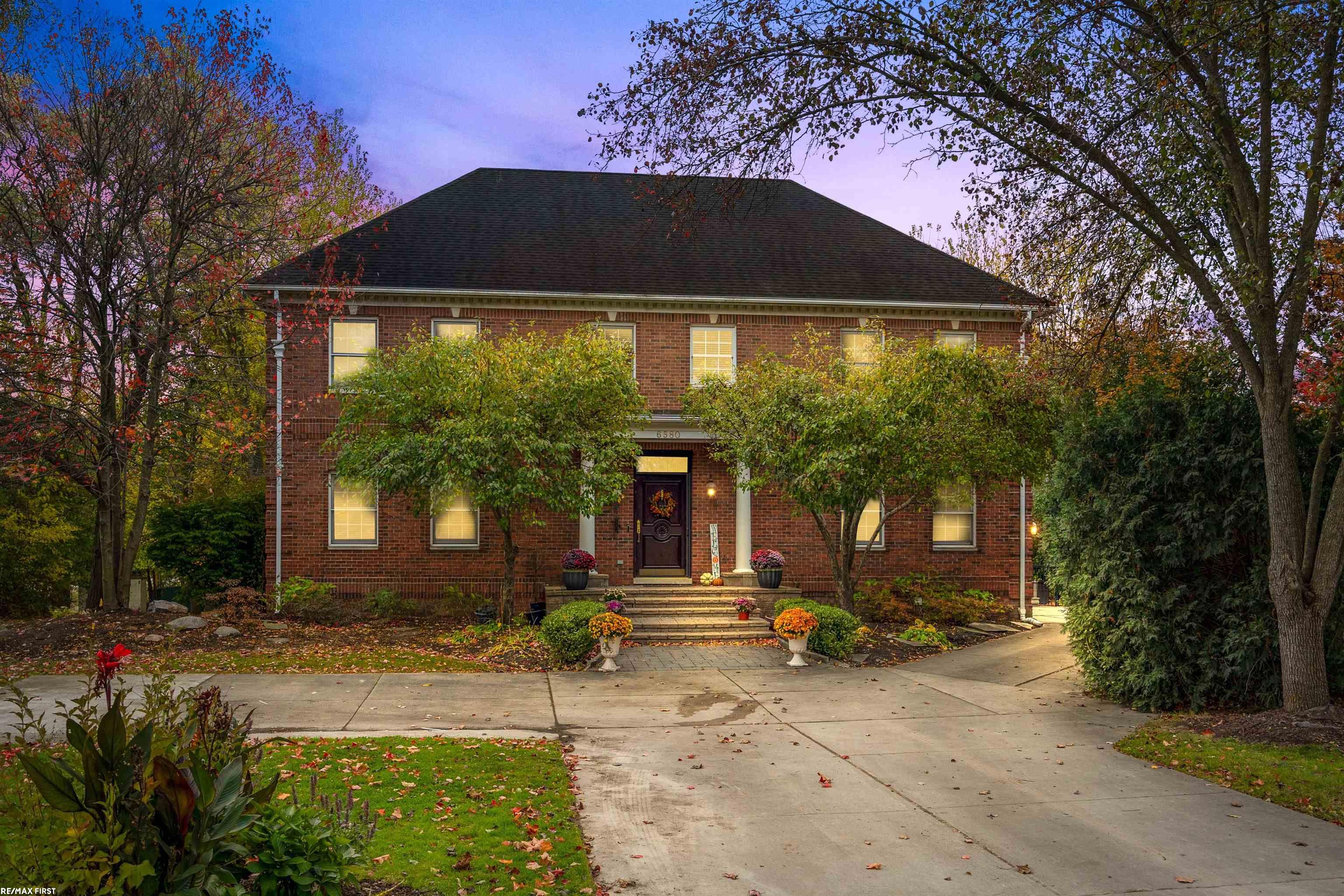 6580 Red Maple Lane, Bloomfield Hills, MI, 48301