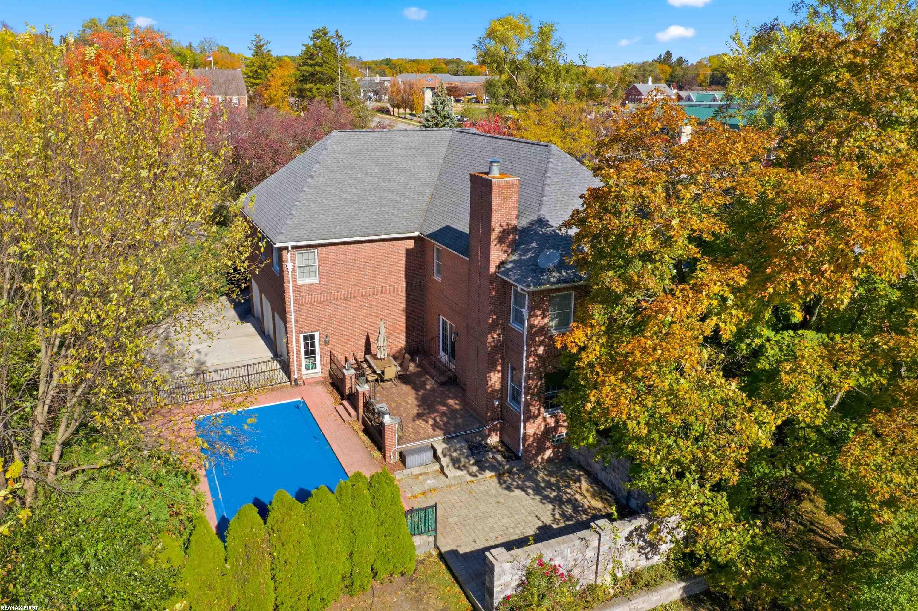 6580 Red Maple Lane, Bloomfield Hills, MI, 48301