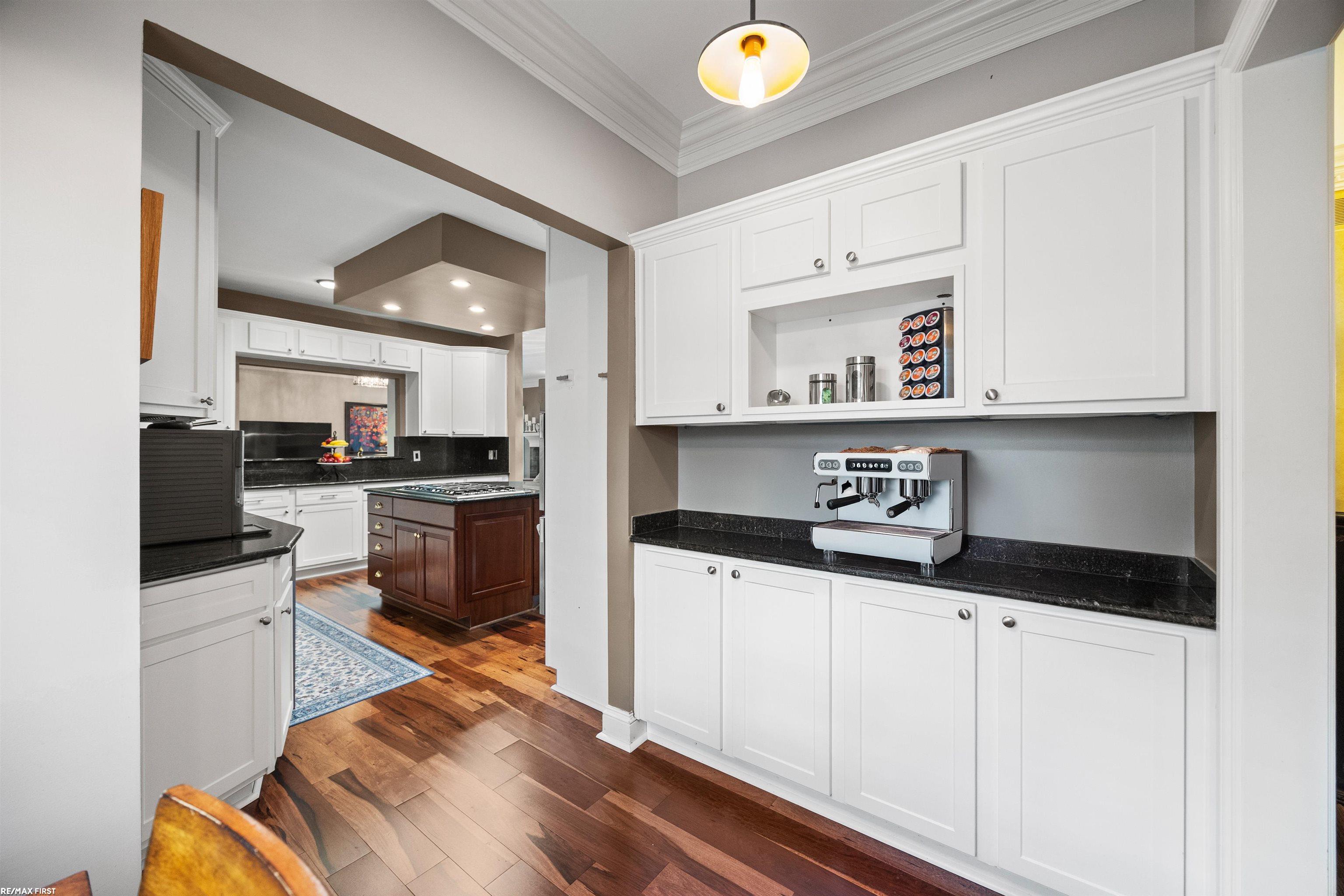 6580 Red Maple Lane, Bloomfield Hills, MI, 48301