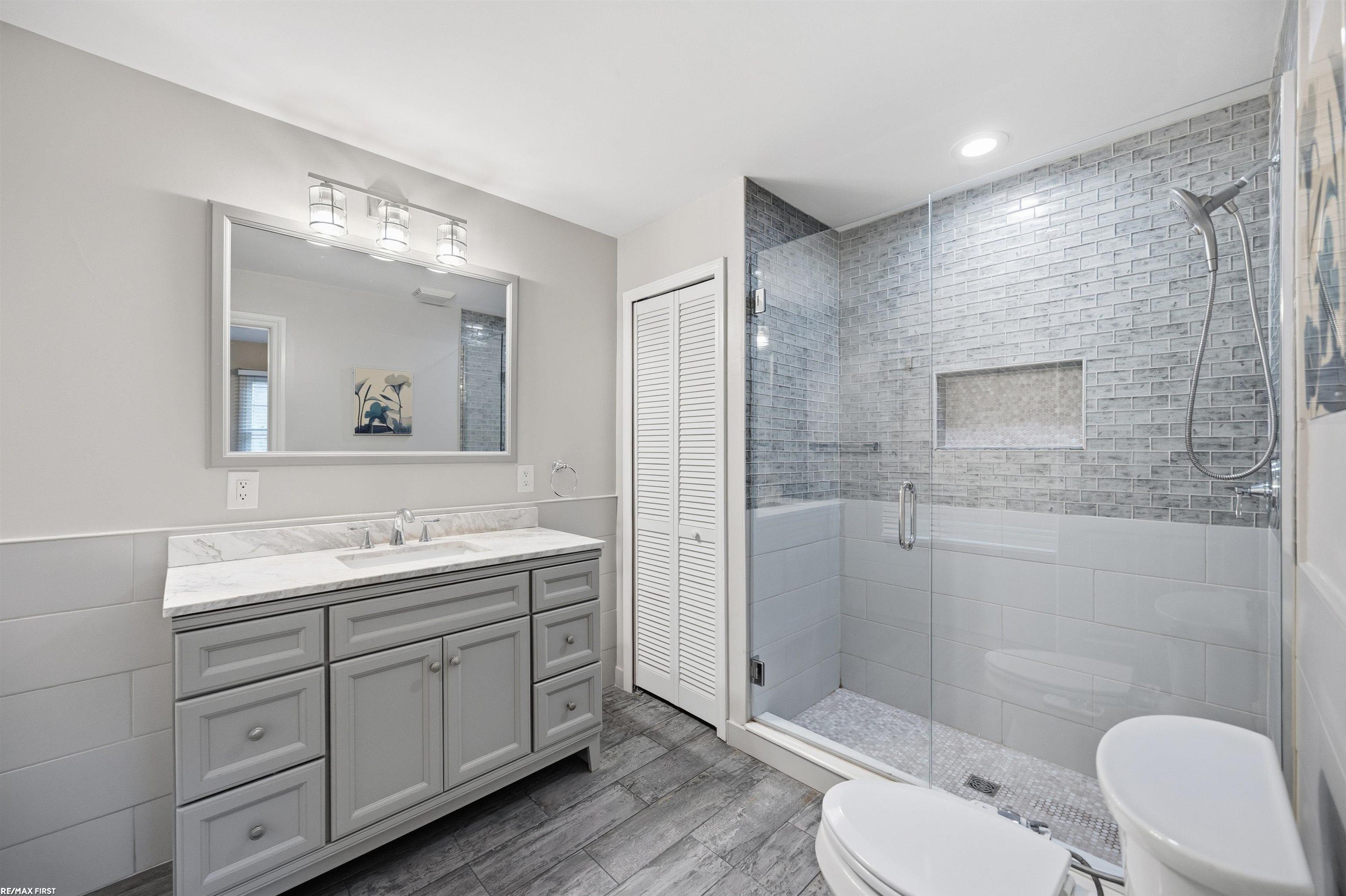 6580 Red Maple Lane, Bloomfield Hills, MI, 48301