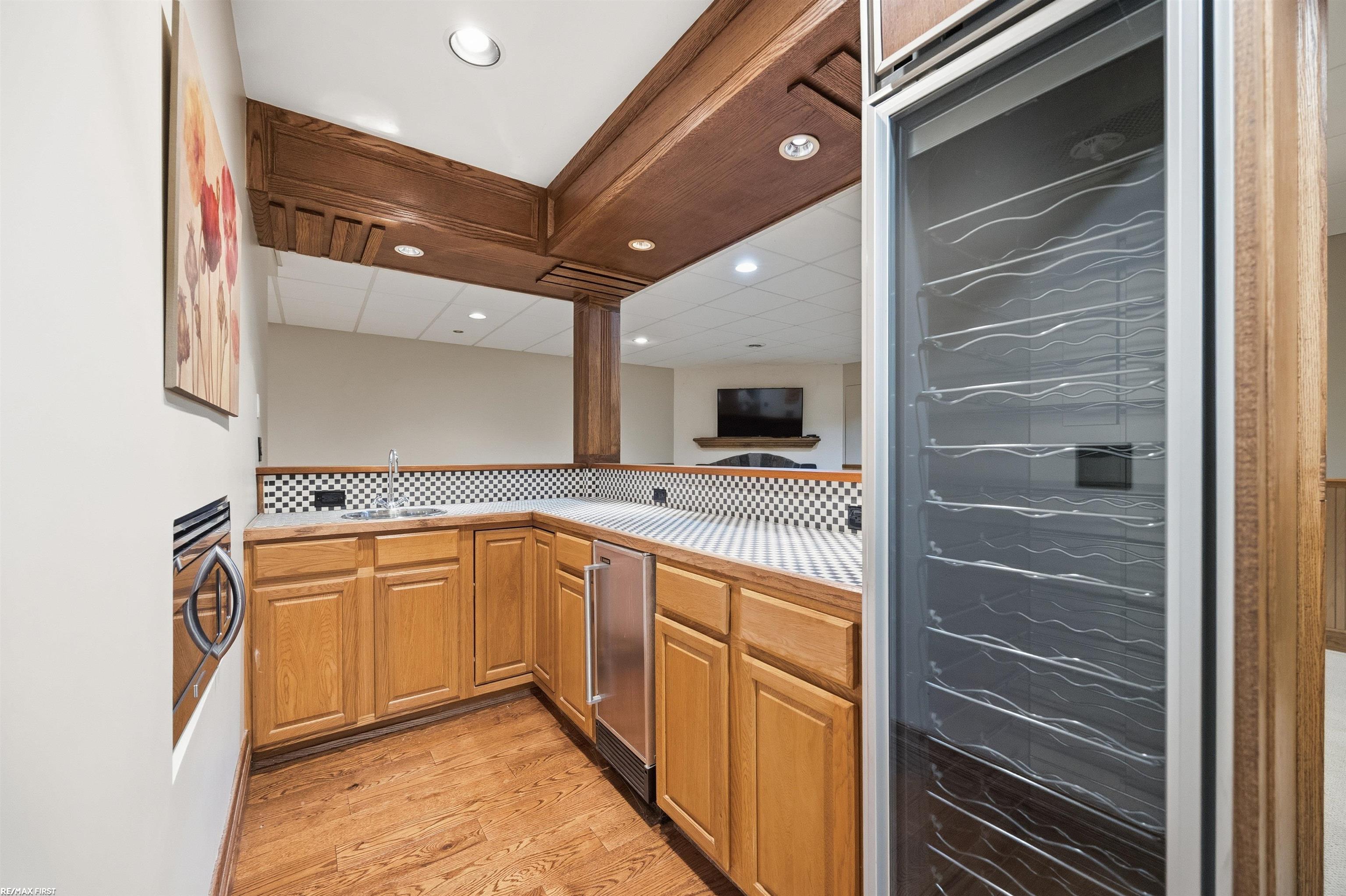 6580 Red Maple Lane, Bloomfield Hills, MI, 48301