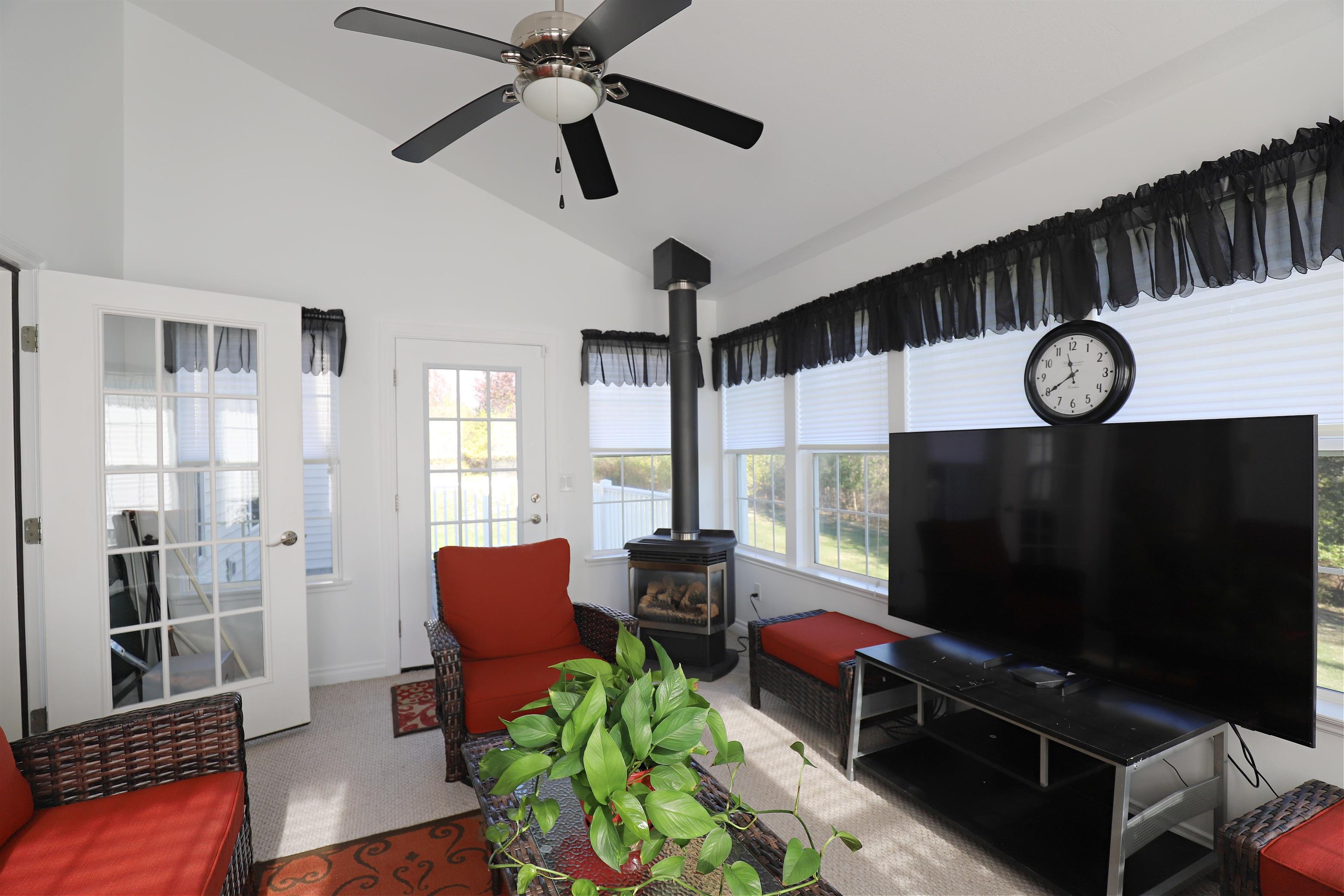 7160 Kingsway, Flushing Twp, MI 48433 Photo