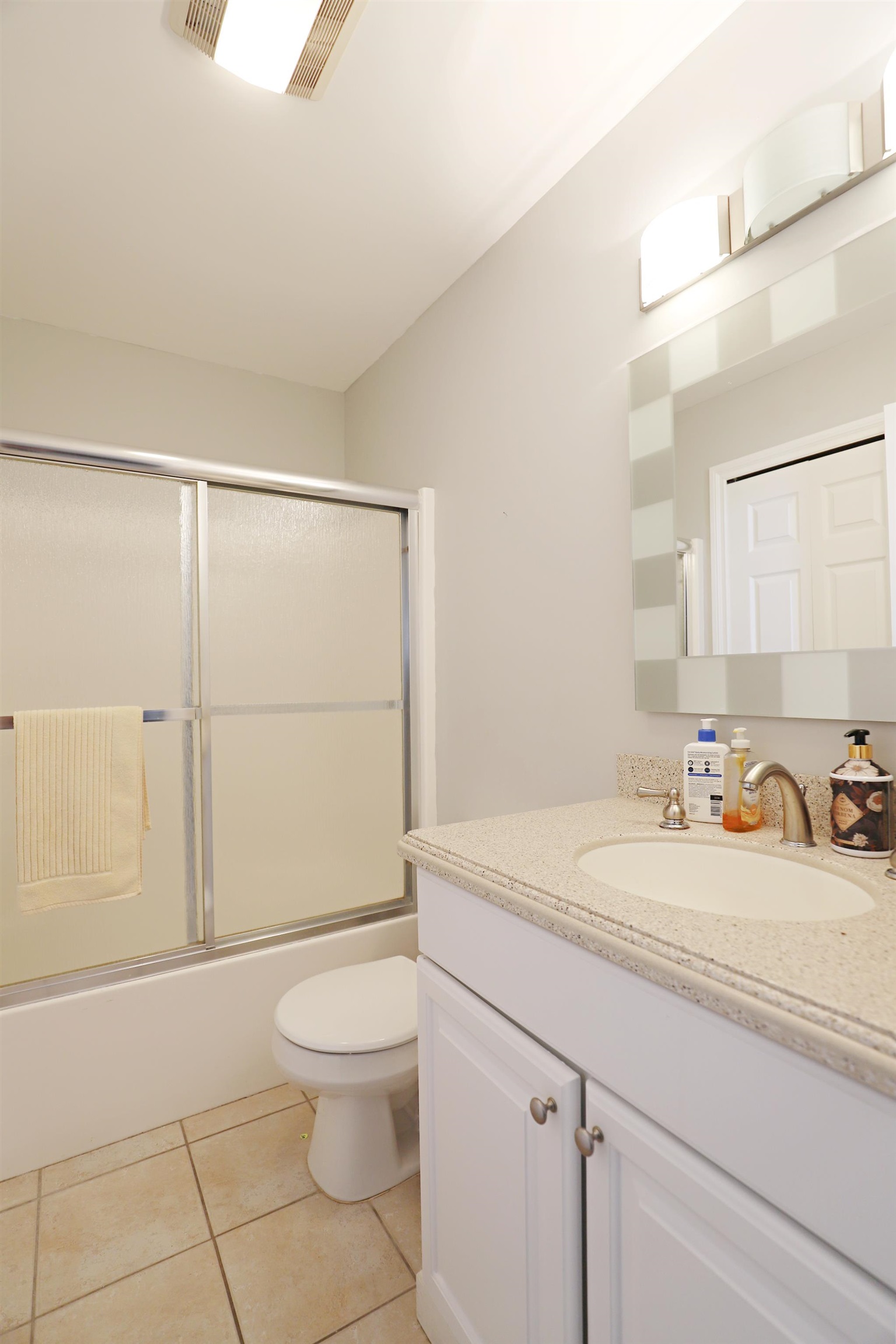 7160 Kingsway, Flushing Twp, MI 48433 Photo