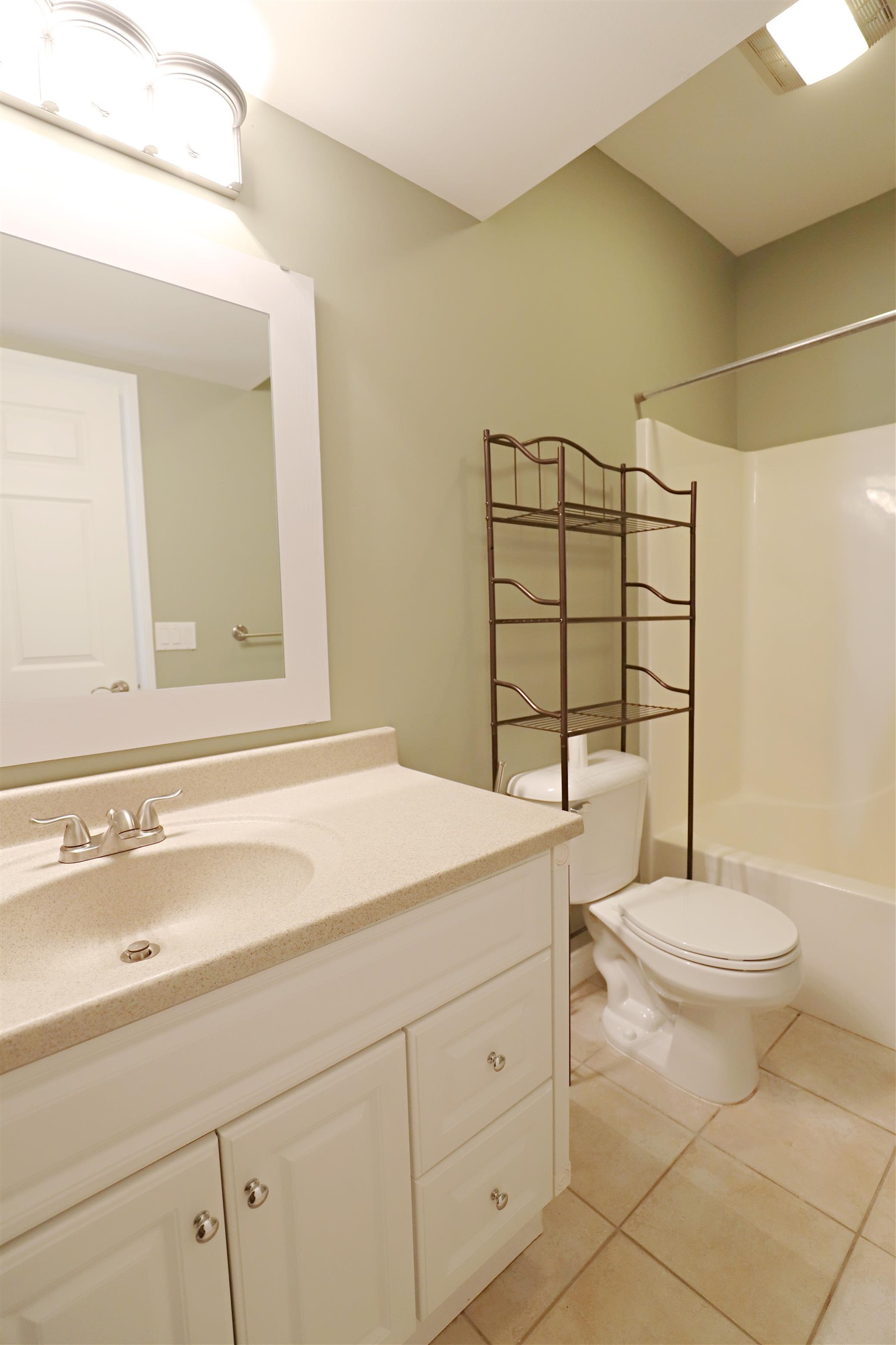 7160 Kingsway, Flushing Twp, MI 48433 Photo