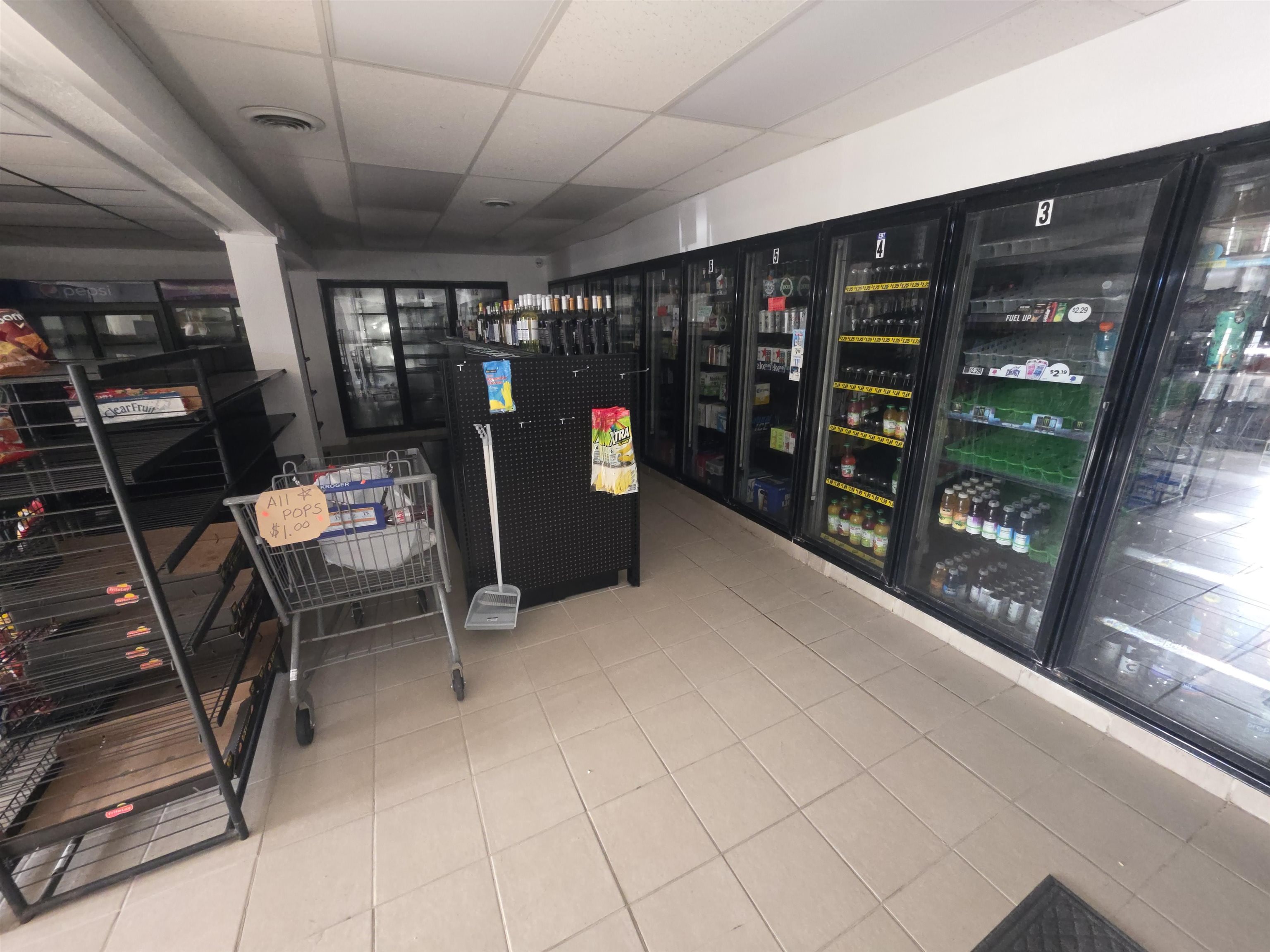 3907 S Saginaw Street, Flint, MI, 48507