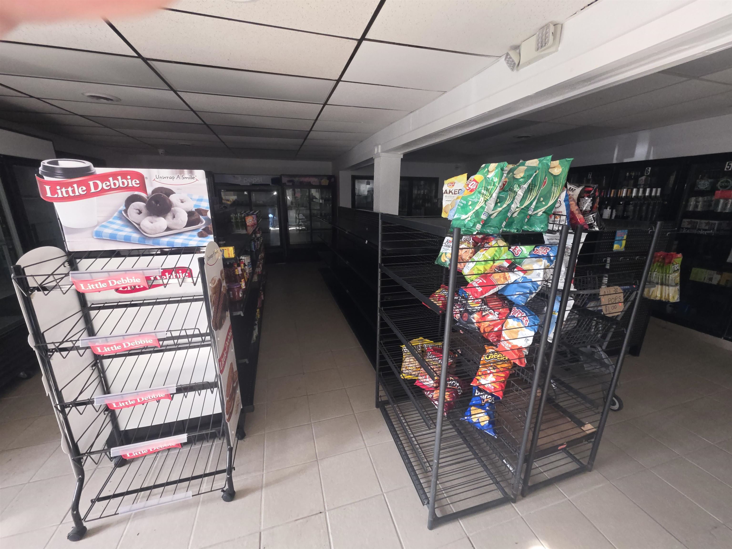 3907 S Saginaw Street, Flint, MI, 48507