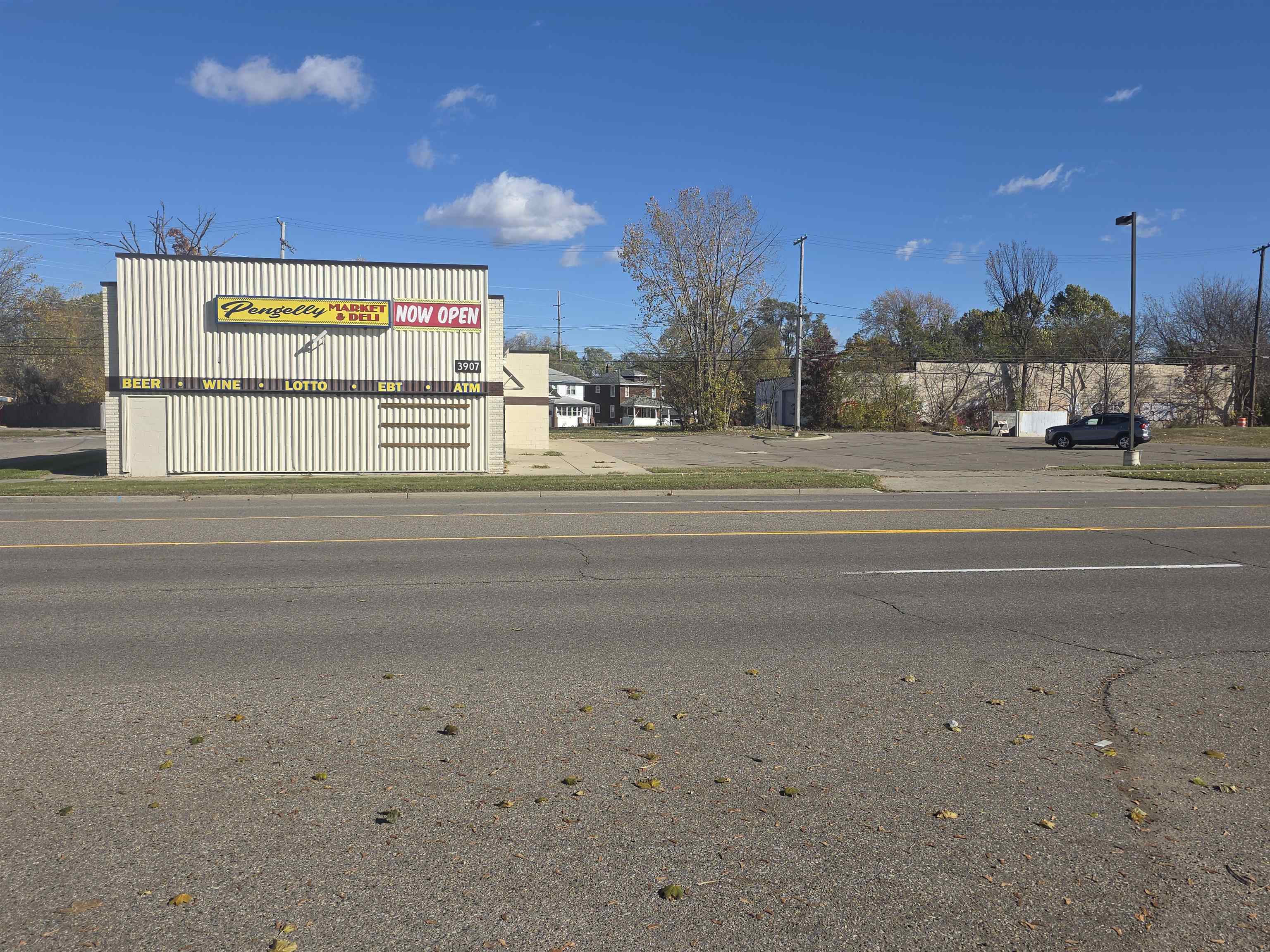 3907 S Saginaw Street, Flint, MI, 48507