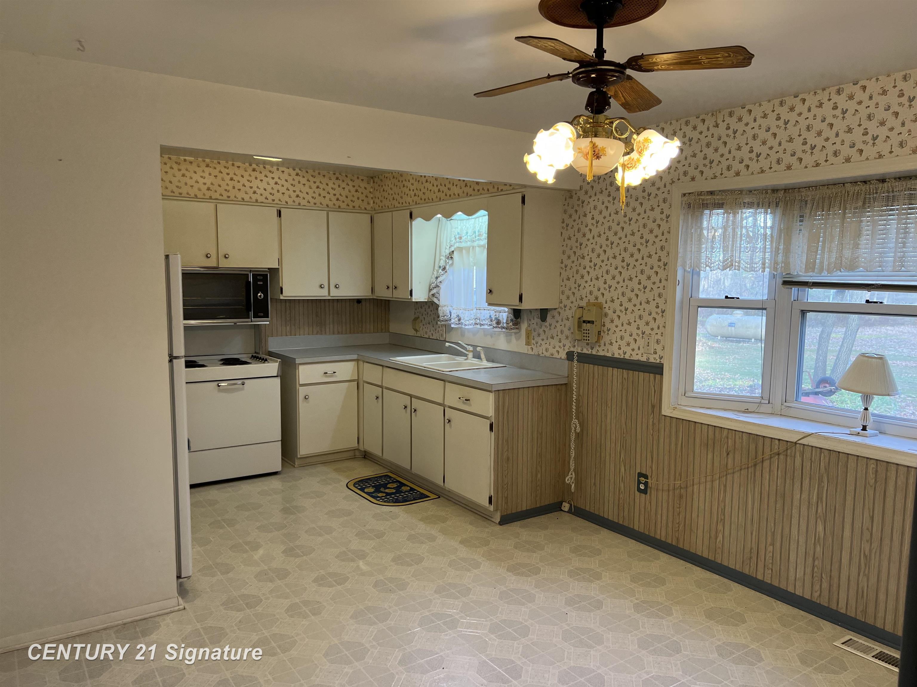 11382 N Belsay Road, Clio, MI, 48420-9756