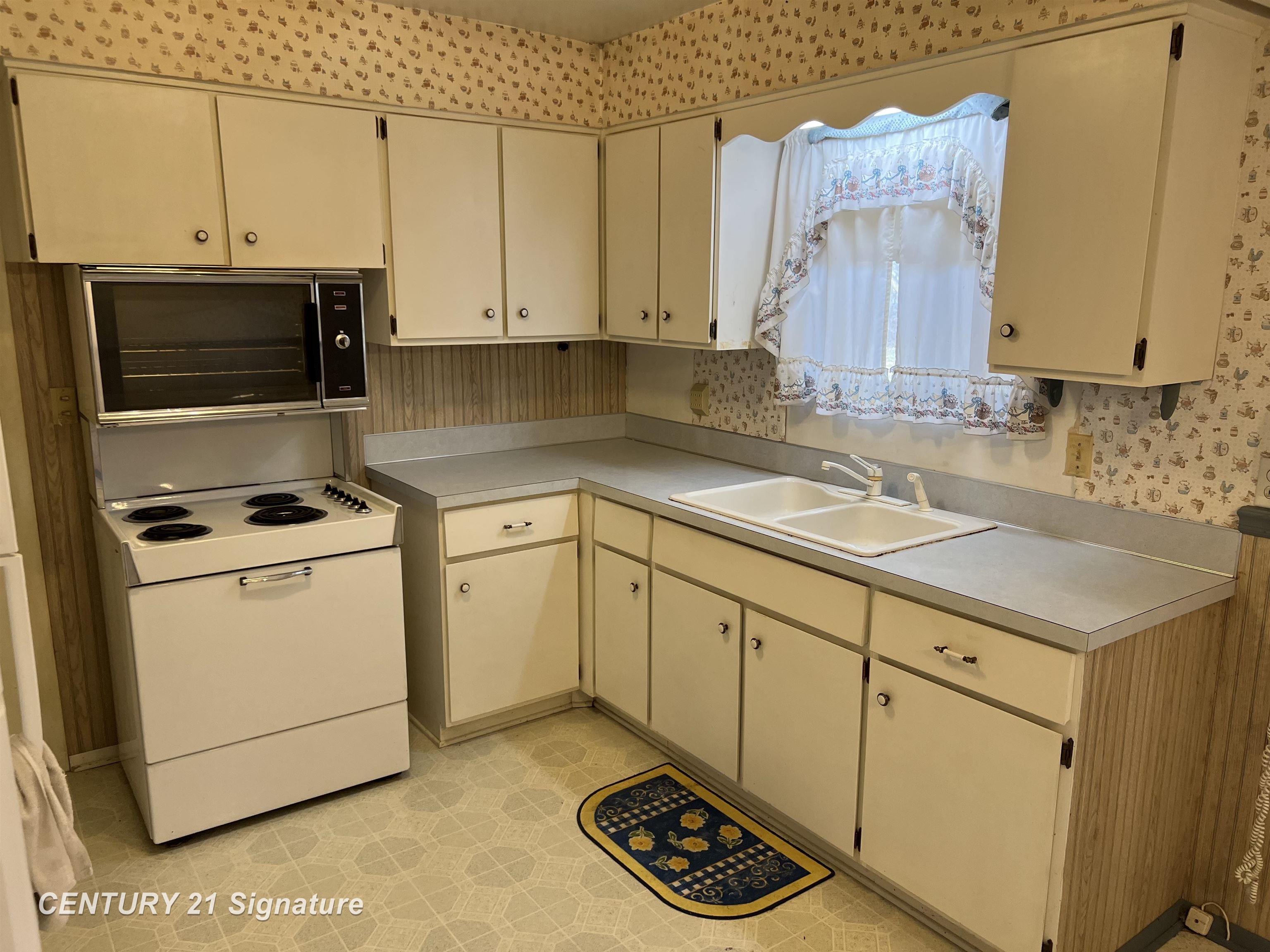 11382 N Belsay Road, Clio, MI, 48420-9756