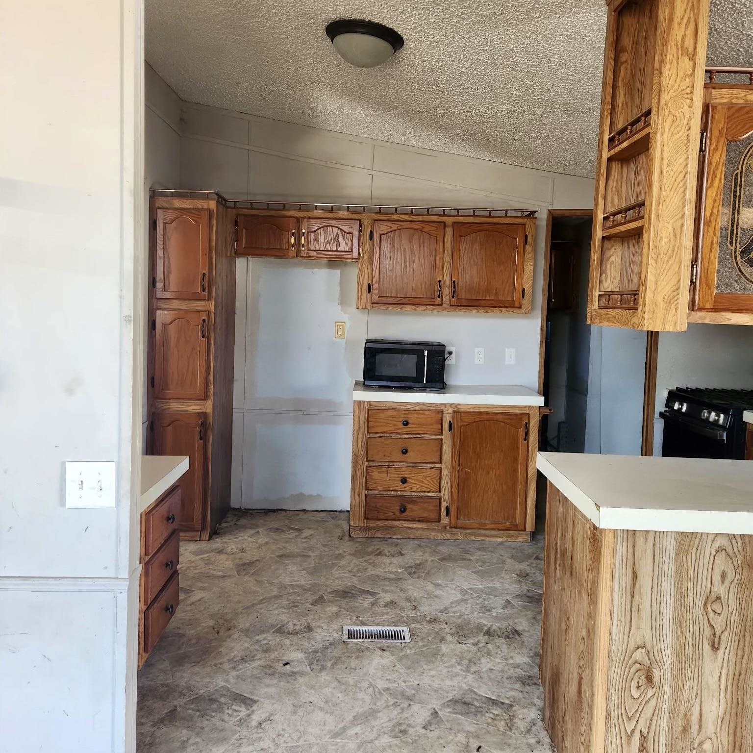 10832 Carter Road, Freeland, MI, 48623