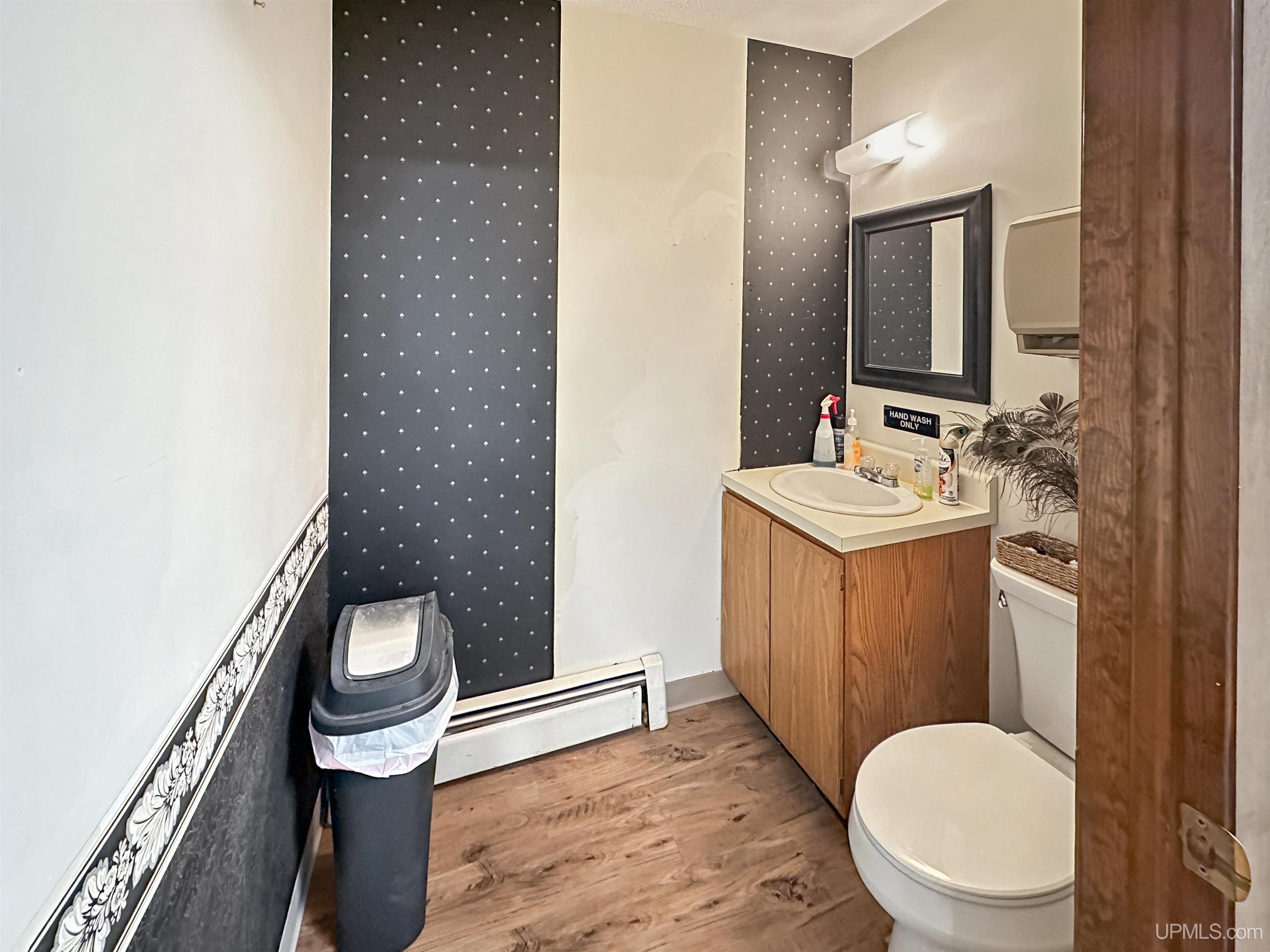 905 Delta Avenue, Gladstone, MI, 49837