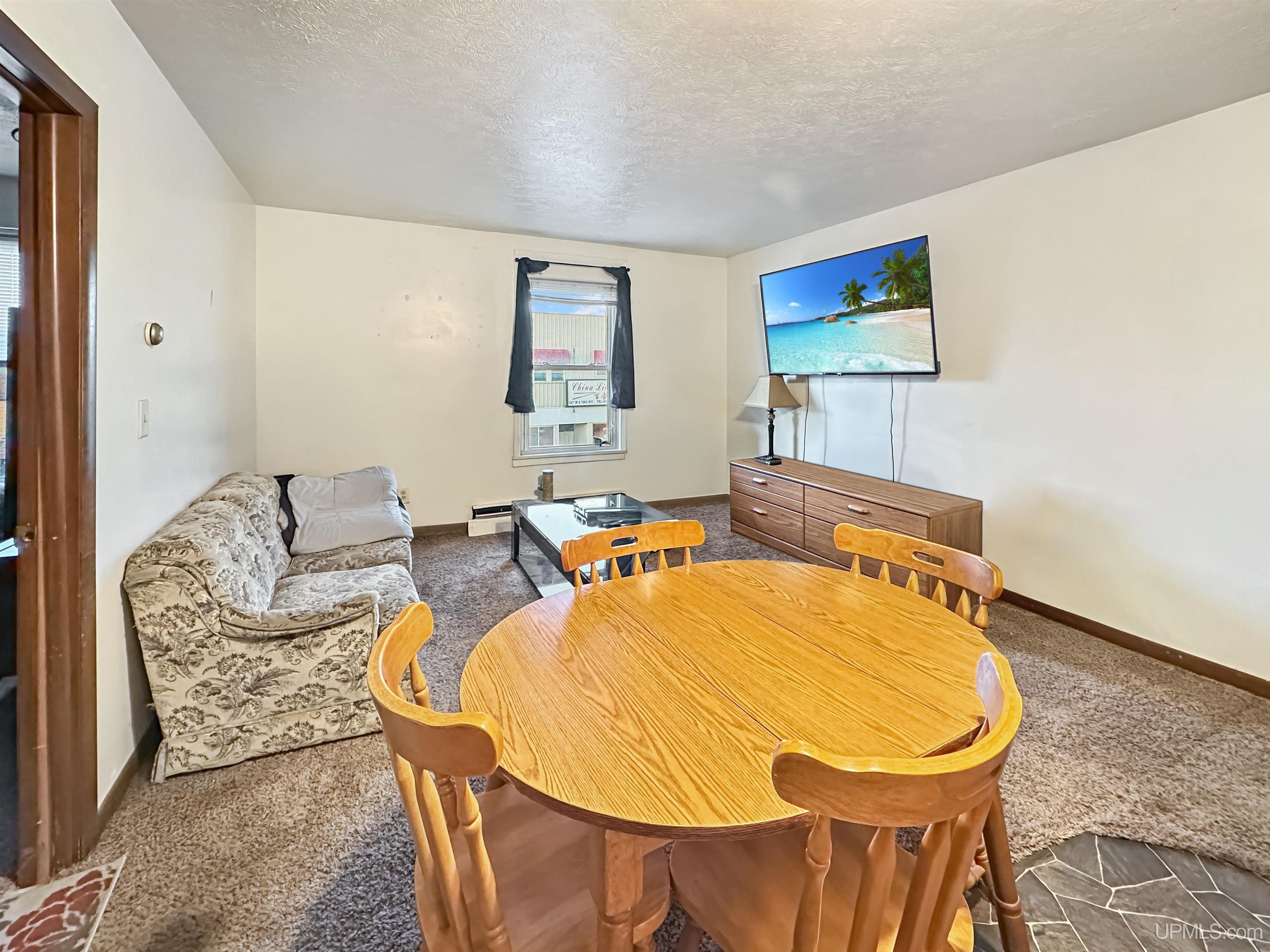 905 Delta Avenue, Gladstone, MI, 49837