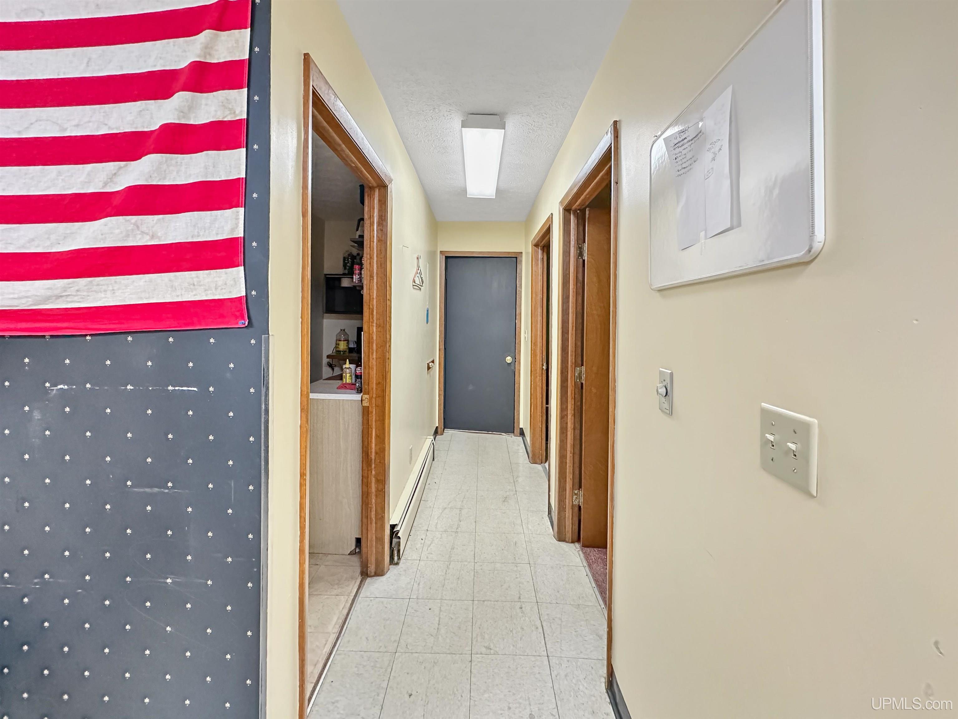 905 Delta Avenue, Gladstone, MI, 49837