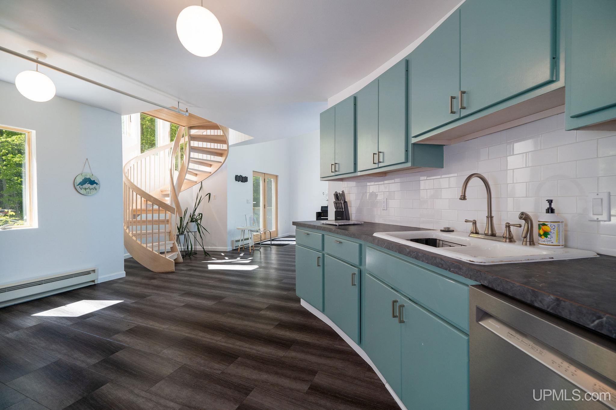 2070 S Us41 Highway, Marquette, MI, 49855