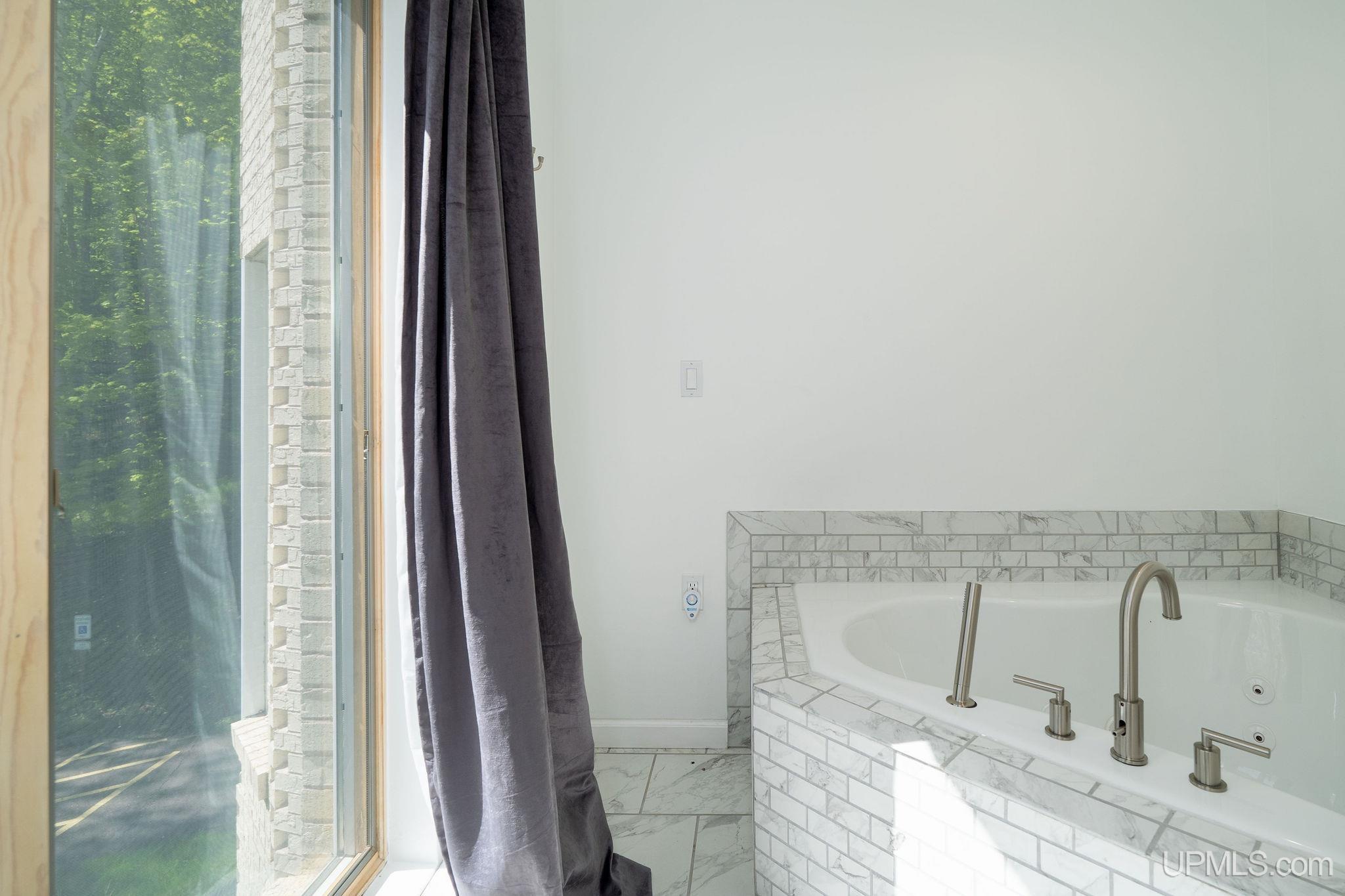 2070 S Us41 Highway, Marquette, MI, 49855