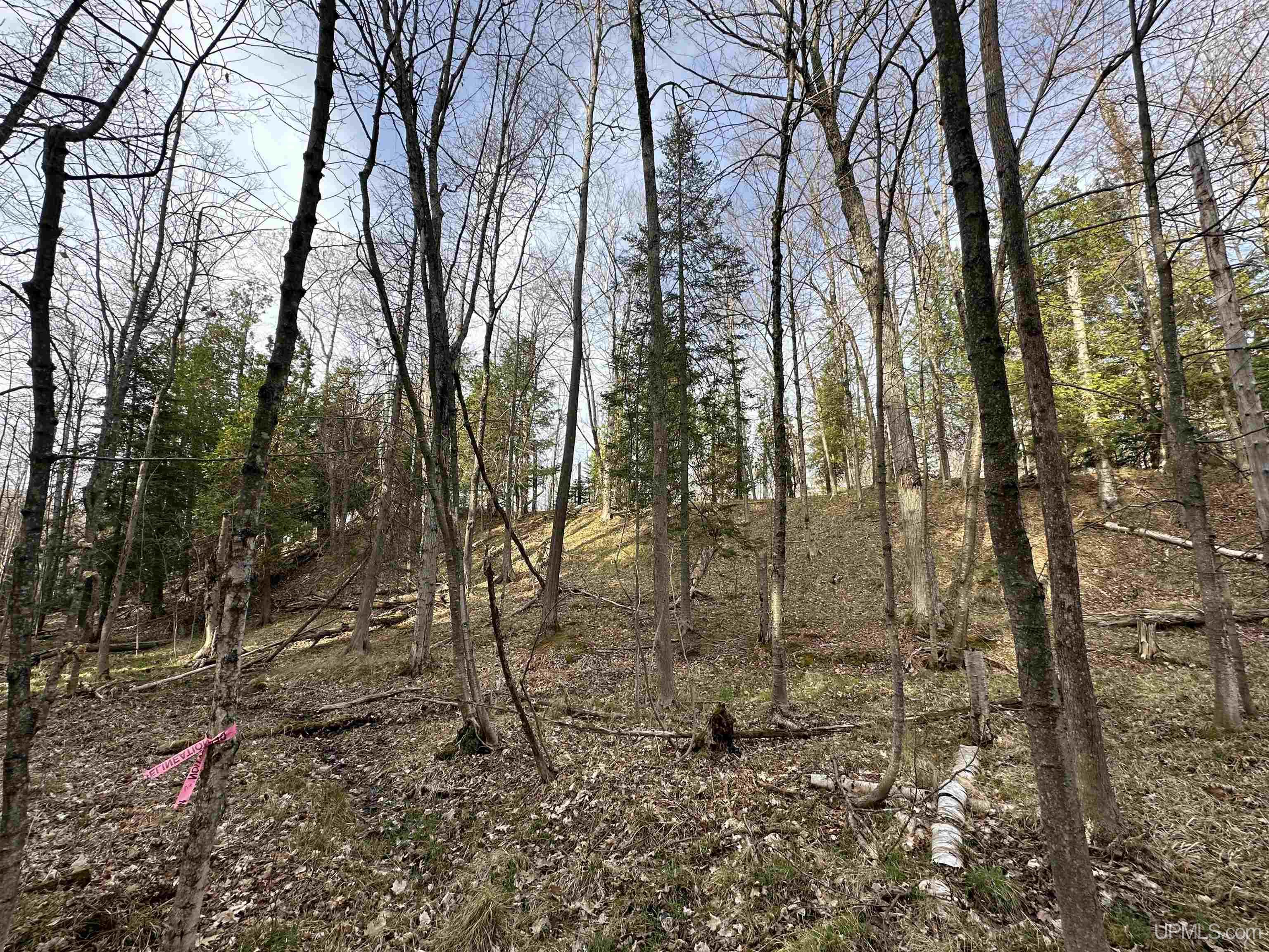 2070 S Us41 Highway, Marquette, MI, 49855